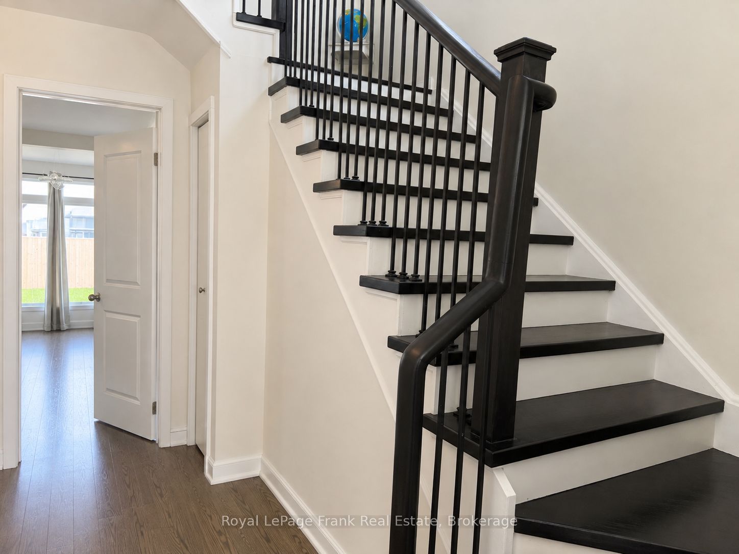 18 Larkin Lane, Clarington, ON L1C 2W3 photo 5