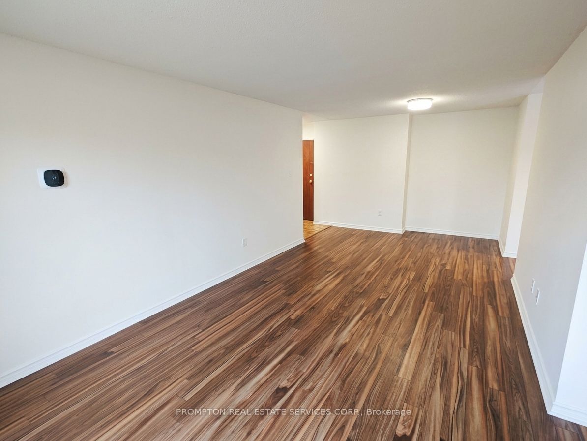 121 Trudelle Drive 104, Toronto, ON M1J 3K4 photo 2