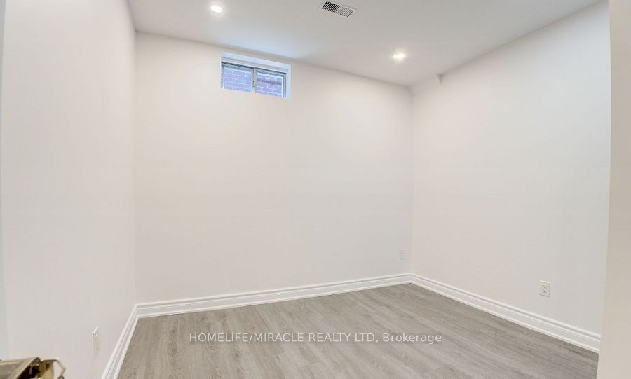 905 Alanbury Crescent, Pickering, ON L1X 2S3 photo 5