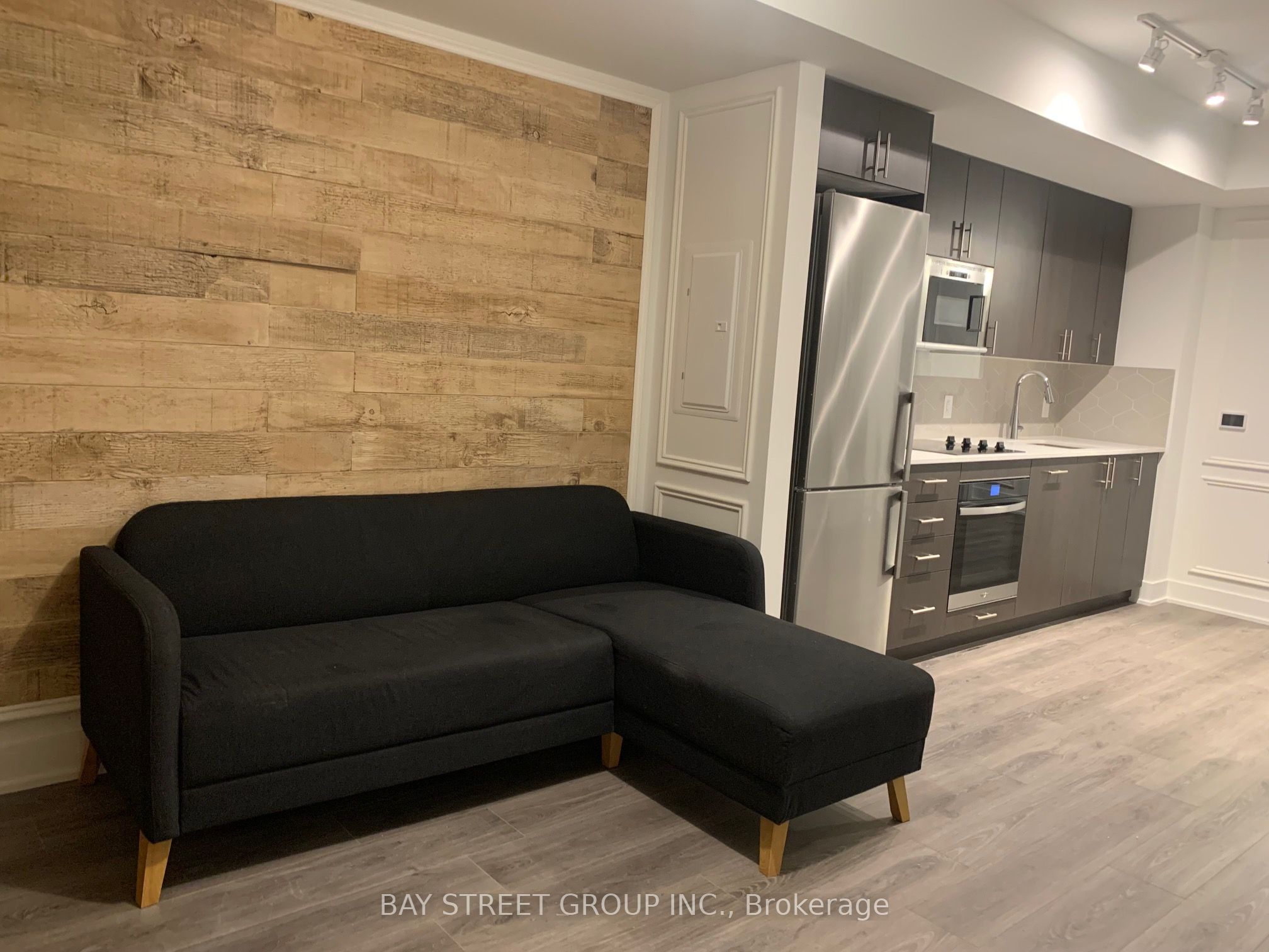2545 Simcoe Street N 2520, Oshawa, ON L1L 0W3 photo 2