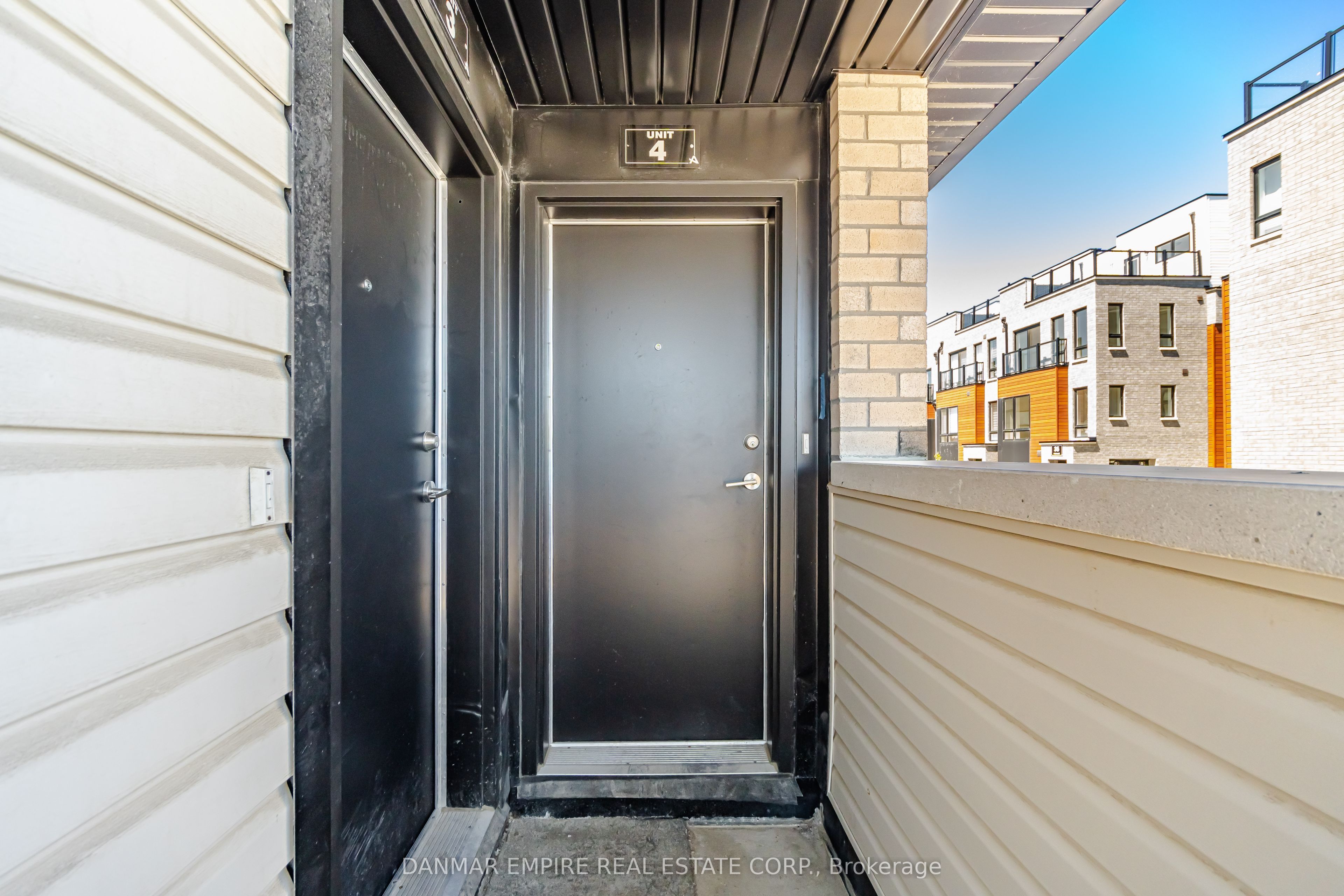 10 Liben Way 4, Toronto, ON M1B 0E8 photo 3