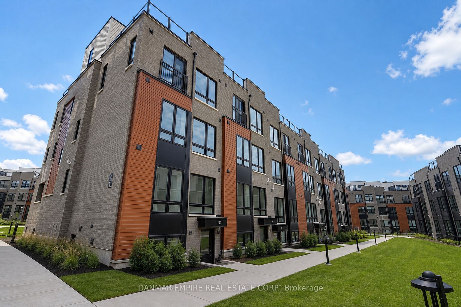35 Priya Lane 3, Toronto, ON M1B 0E8 photo 2