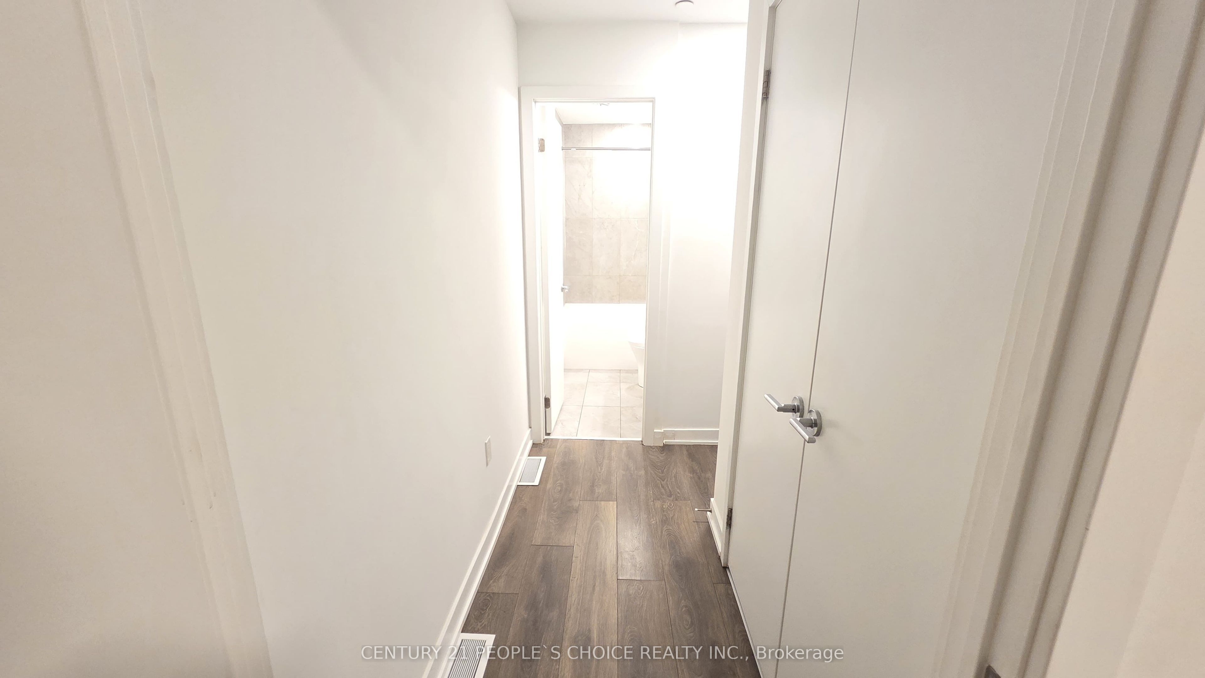 1604 Charles Street 107, Whitby, ON L1N 0P2 photo 3