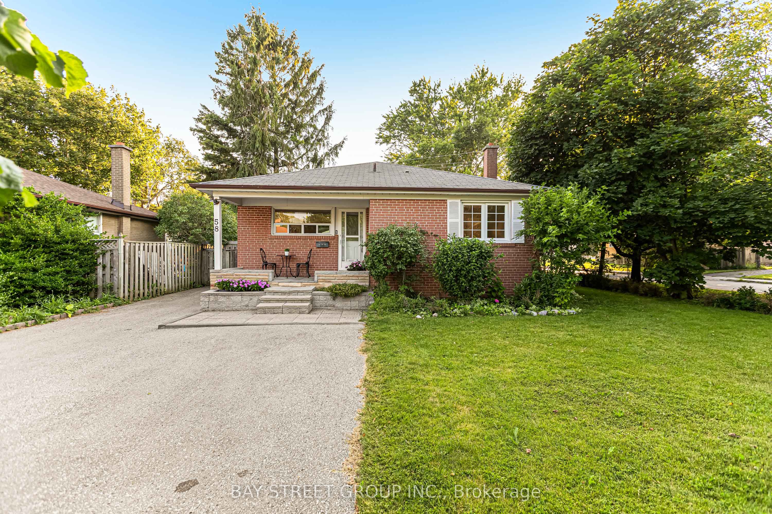 58 Billingsgate Crescent, Ajax, ON L1S 2R9 photo 2
