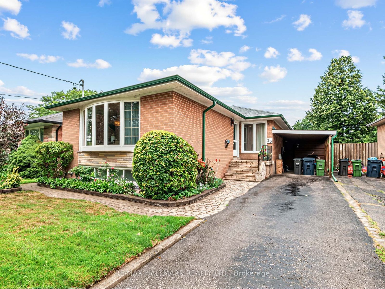 23 Lynnbrook Drive, Toronto, ON M1H 2M1 photo 2