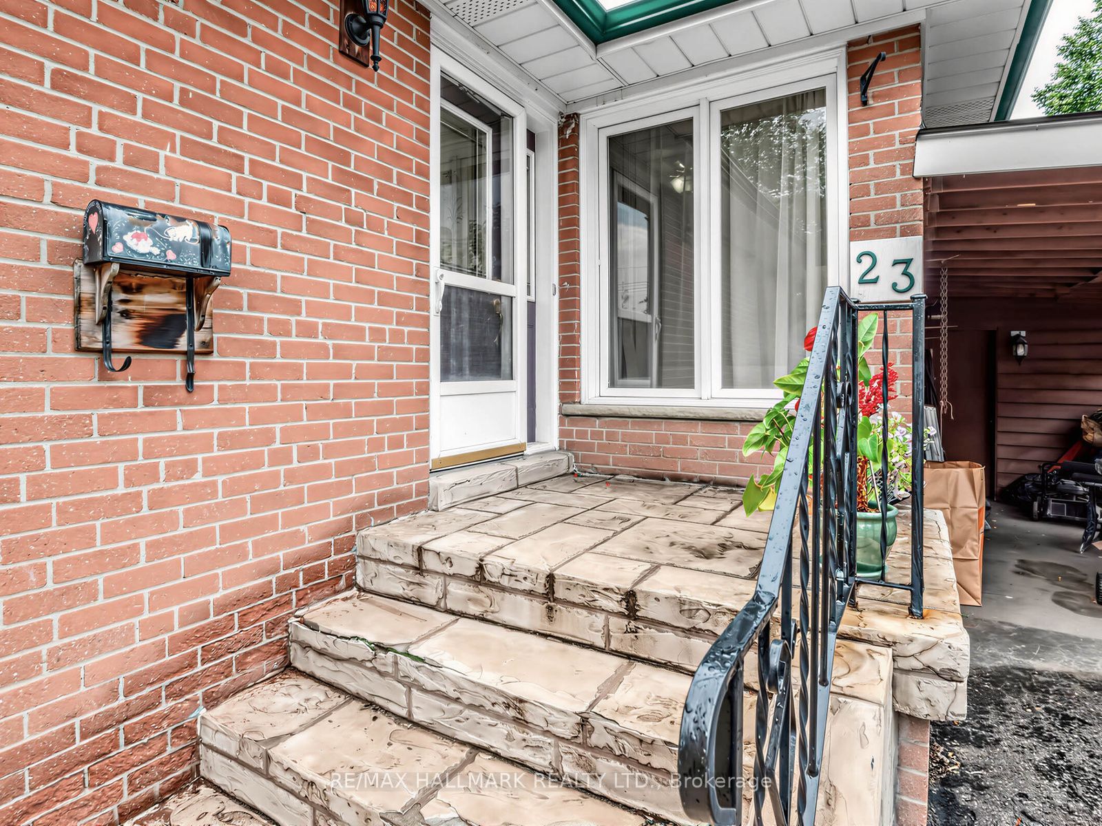 23 Lynnbrook Drive, Toronto, ON M1H 2M1 photo 3