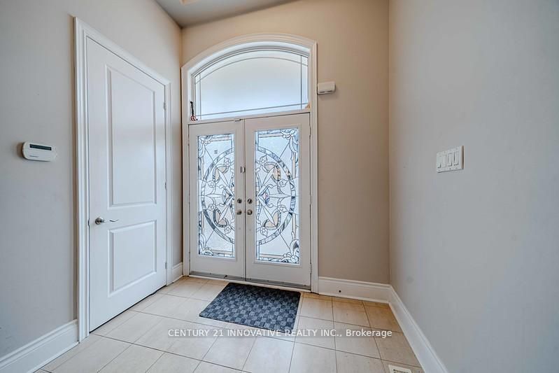 4 Aquilina Court, Ajax, ON L1Z 0E5 photo 3