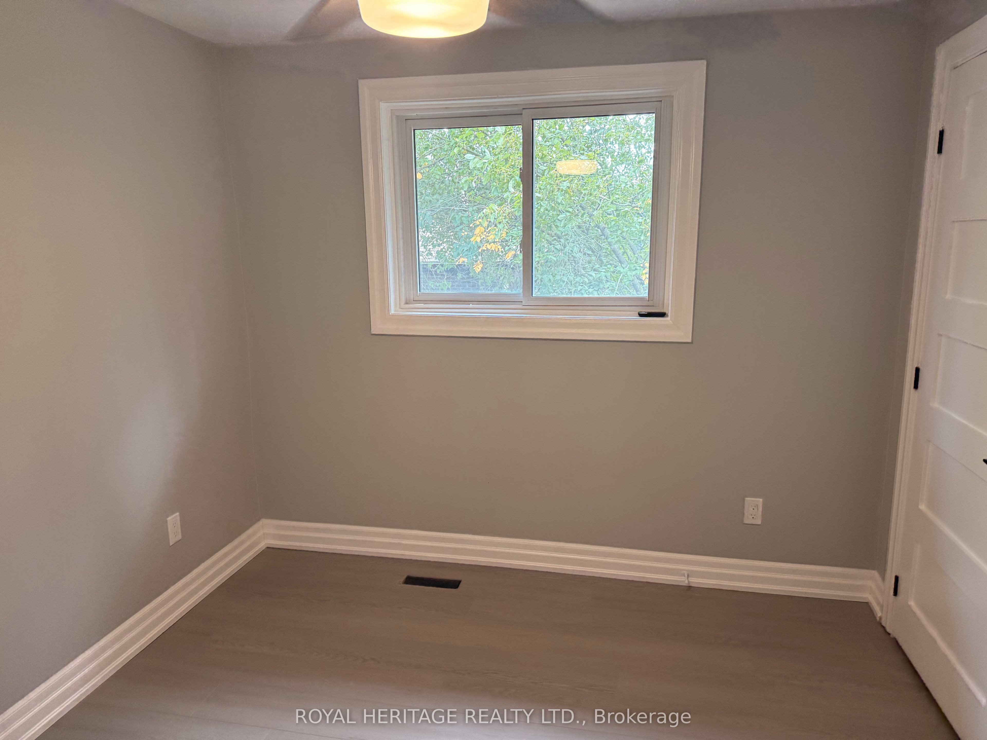 286 Lorindale Drive A, Oshawa, ON L1H 6X4 photo 4