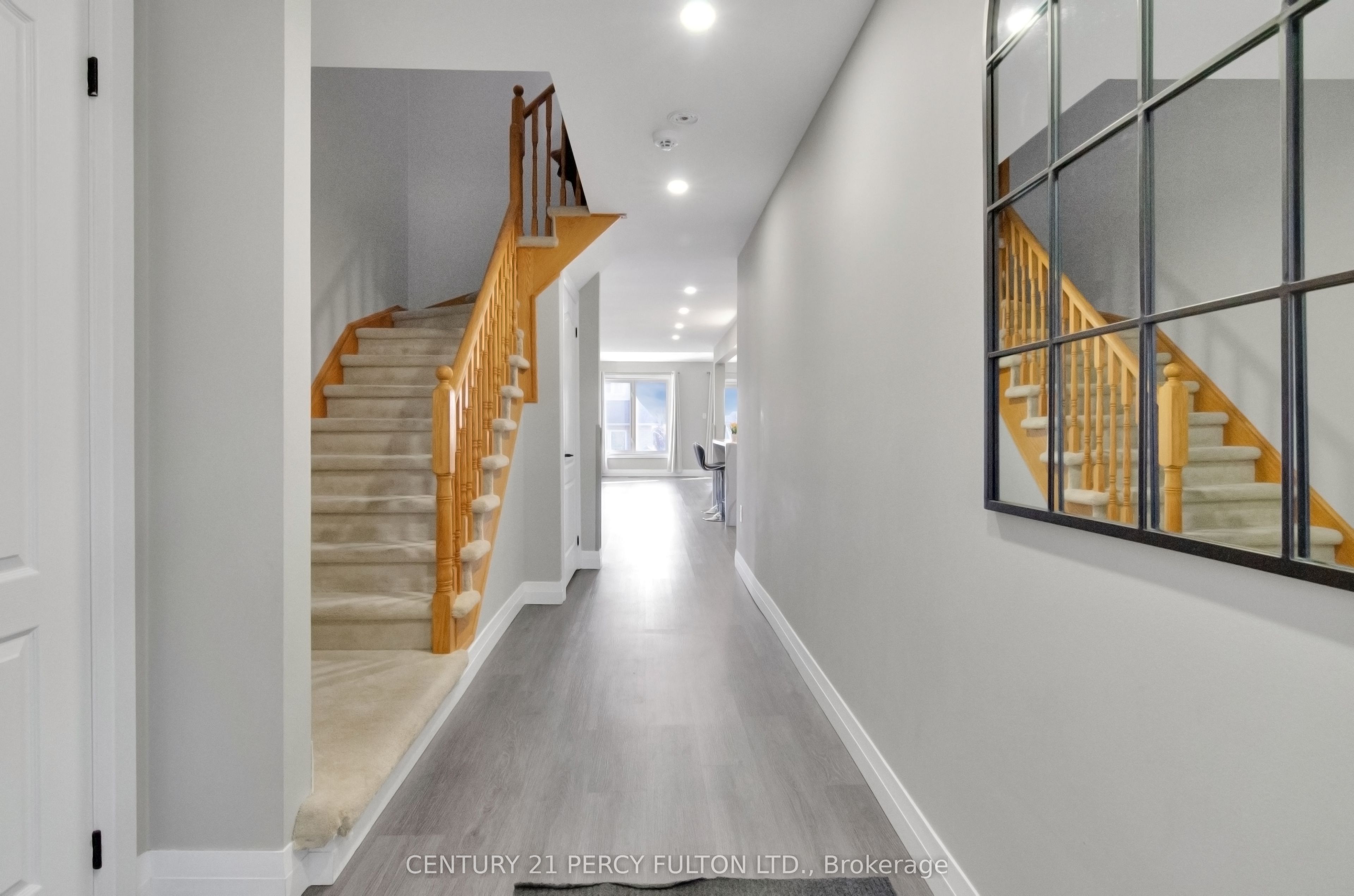 19 Odessa Crescent, Whitby, ON L1R 3P1 photo 5