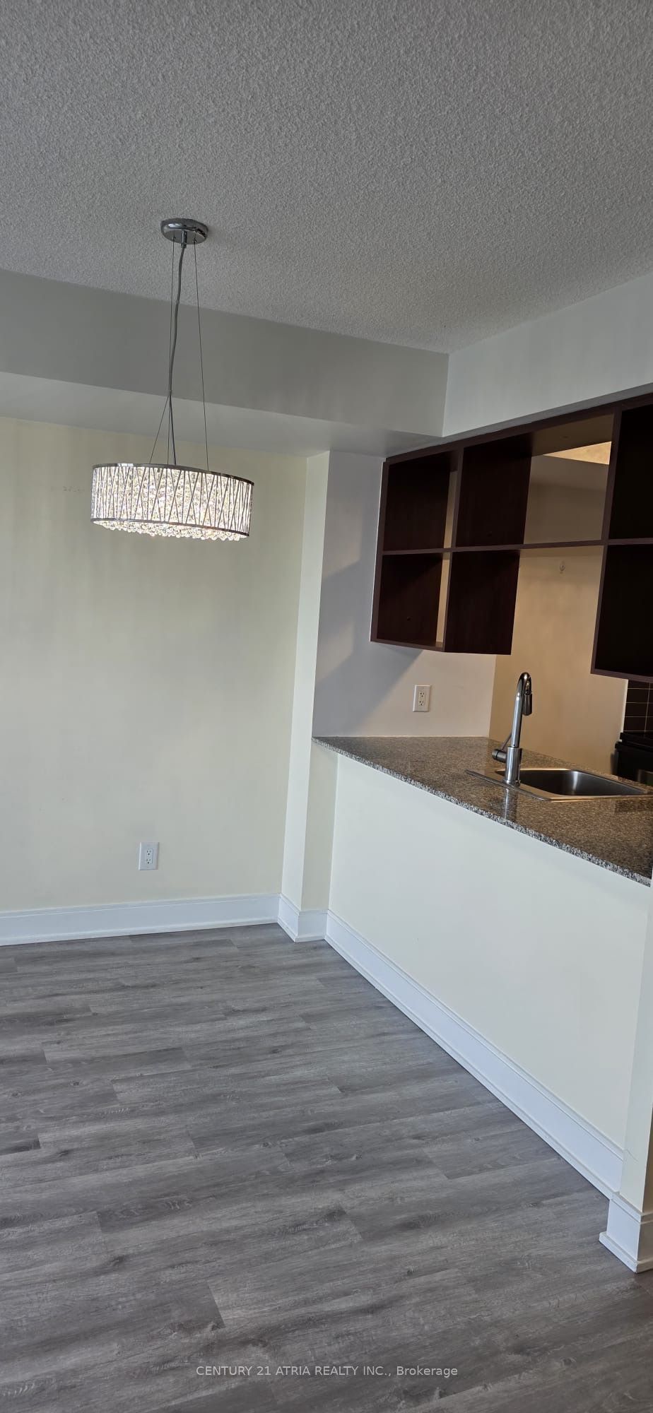 125 Village Green Square 2807, Toronto, ON M1S 0G3 photo 5