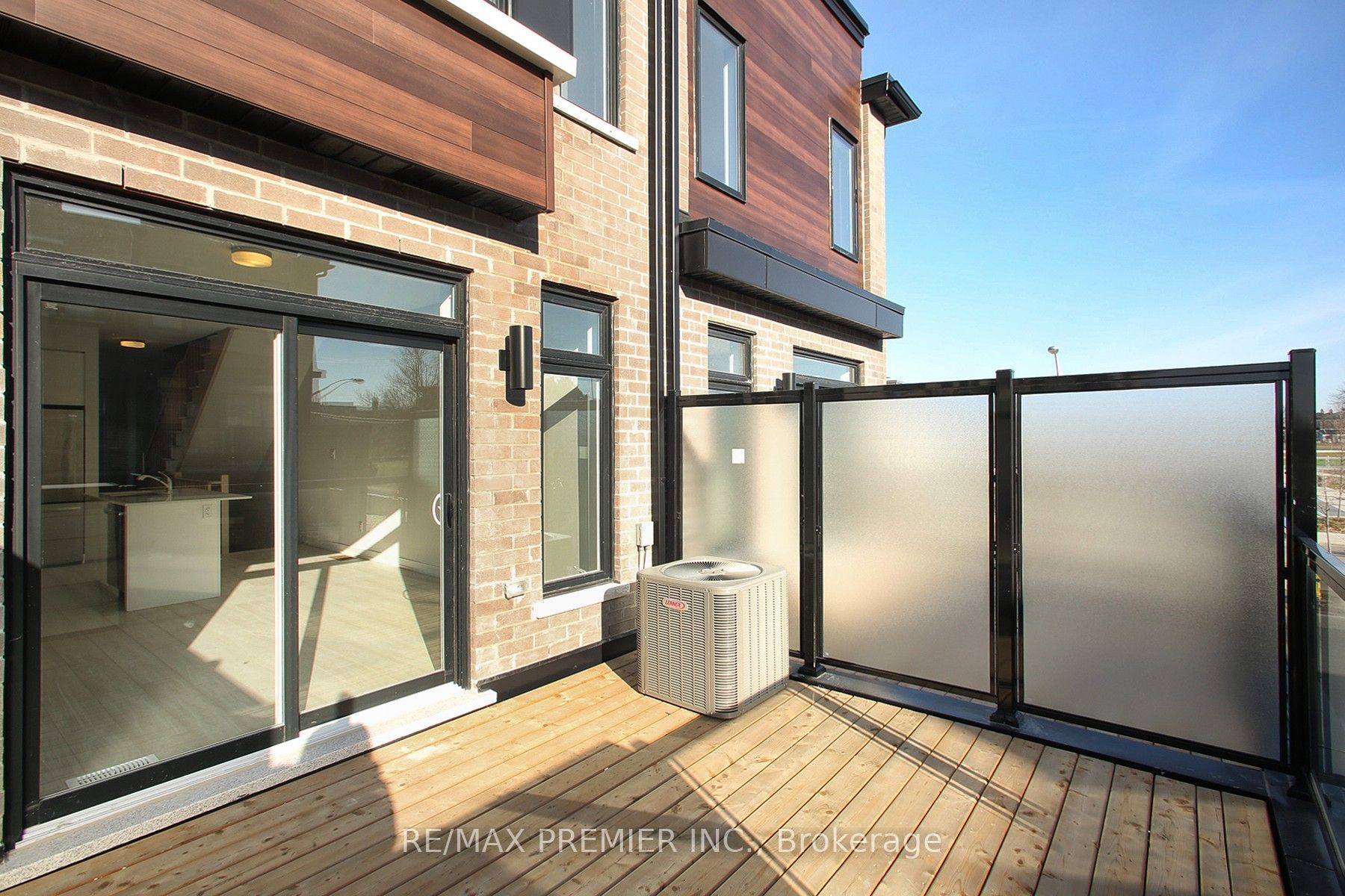 128 Brockley Drive, Toronto, ON M1P 0G3 photo 2