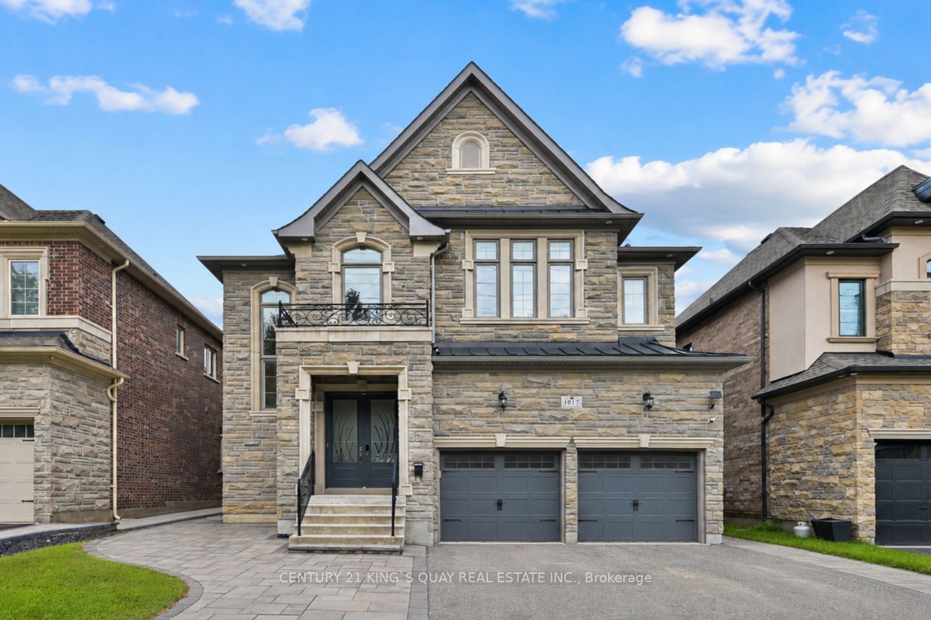 1917 Fairport Road, Pickering, ON L1V 1T5