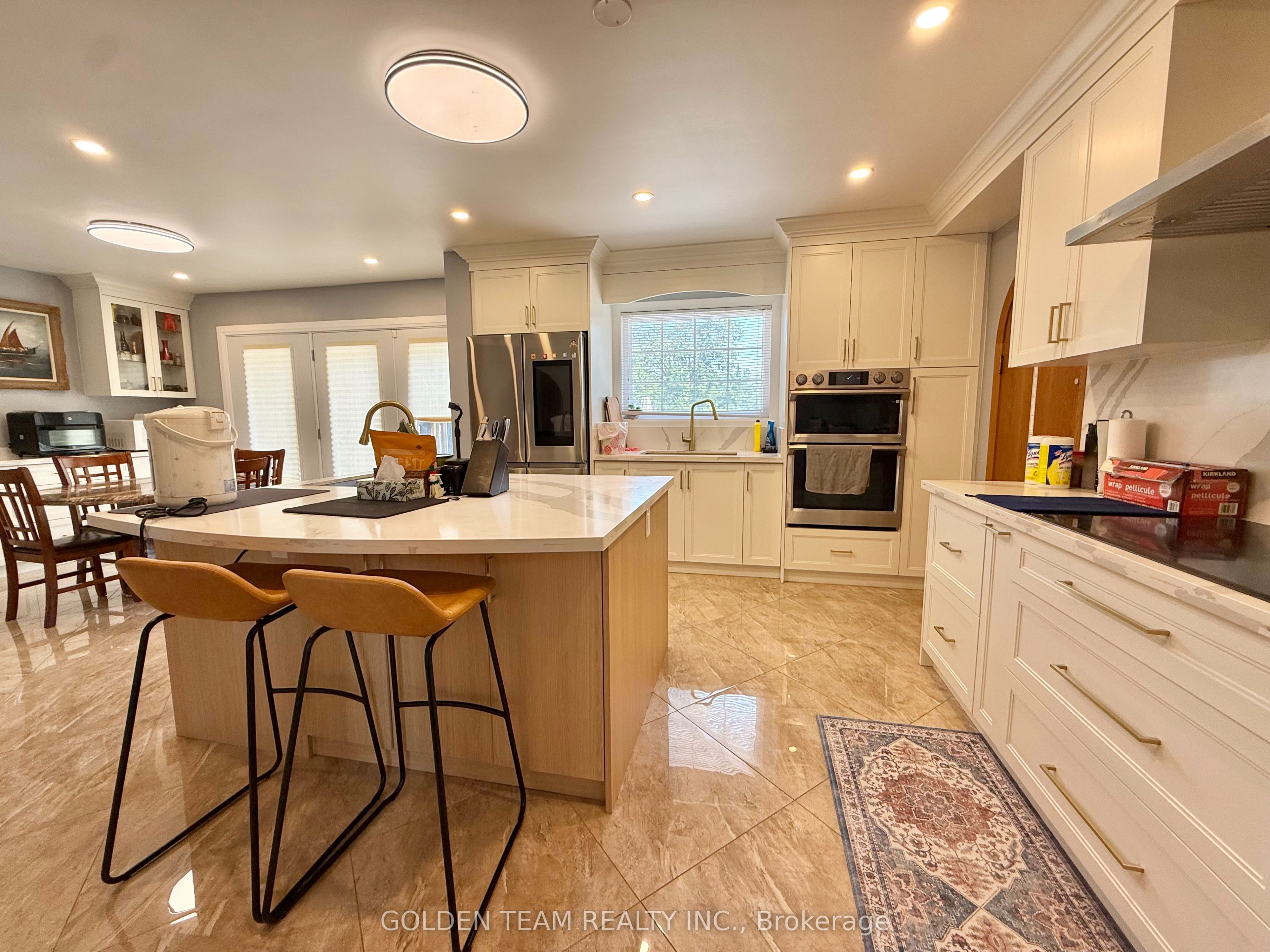 11 Amiens Road, Toronto, ON M1E 3S5 photo 2