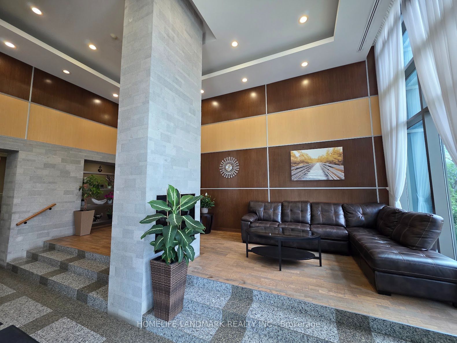 88 Grangeway Avenue 1006, Toronto, ON M1H 0A2 photo 3