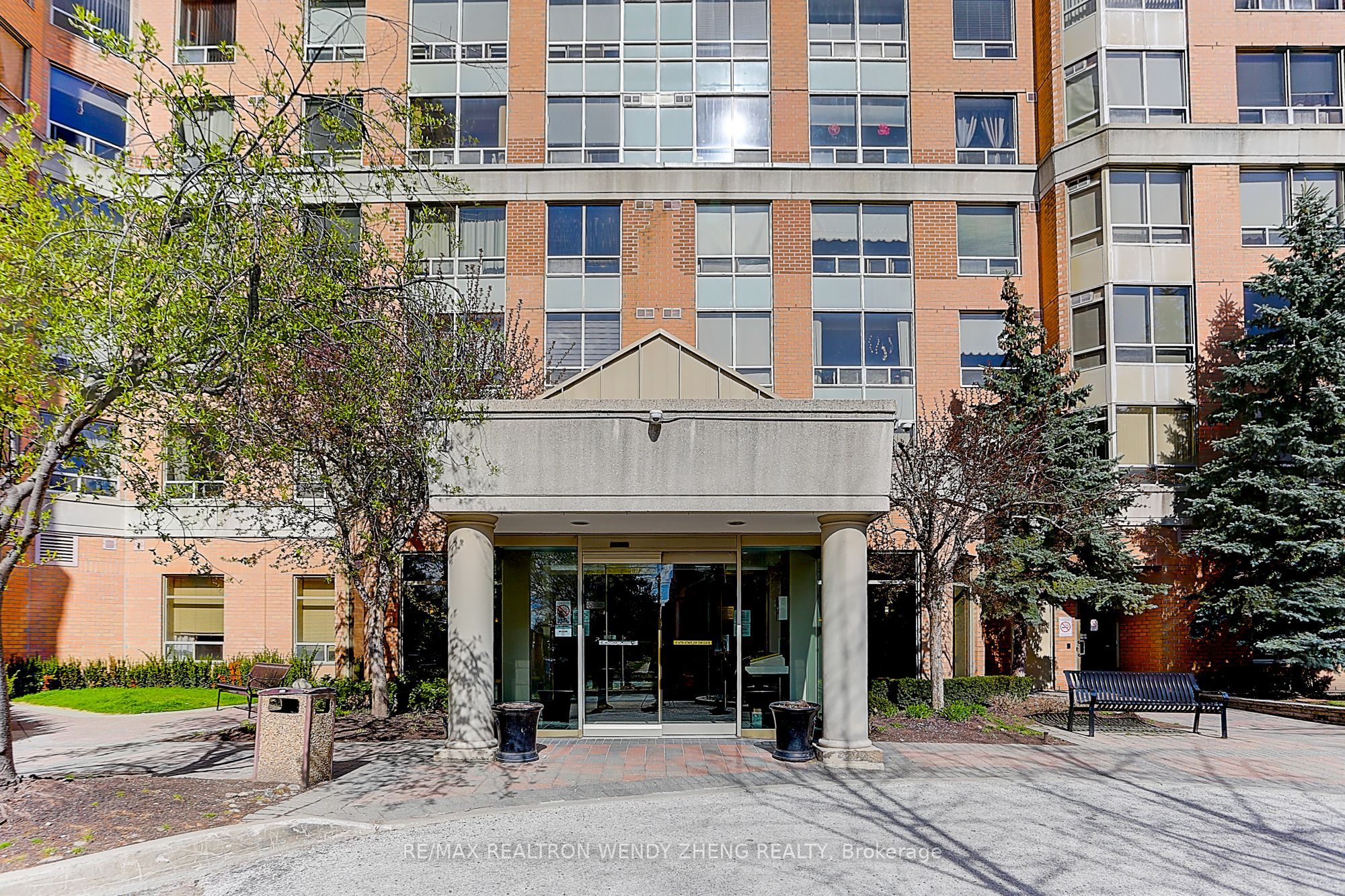1883 Mcnicoll Avenue 815, Toronto, ON M1V 5M3 photo 2