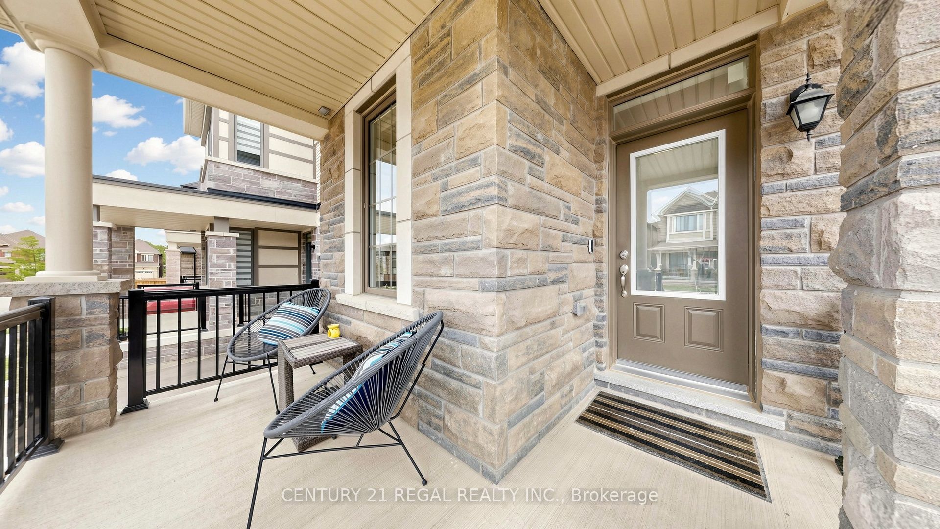 1403 Longspur Trail, Pickering, ON L1X 0N2 photo 3