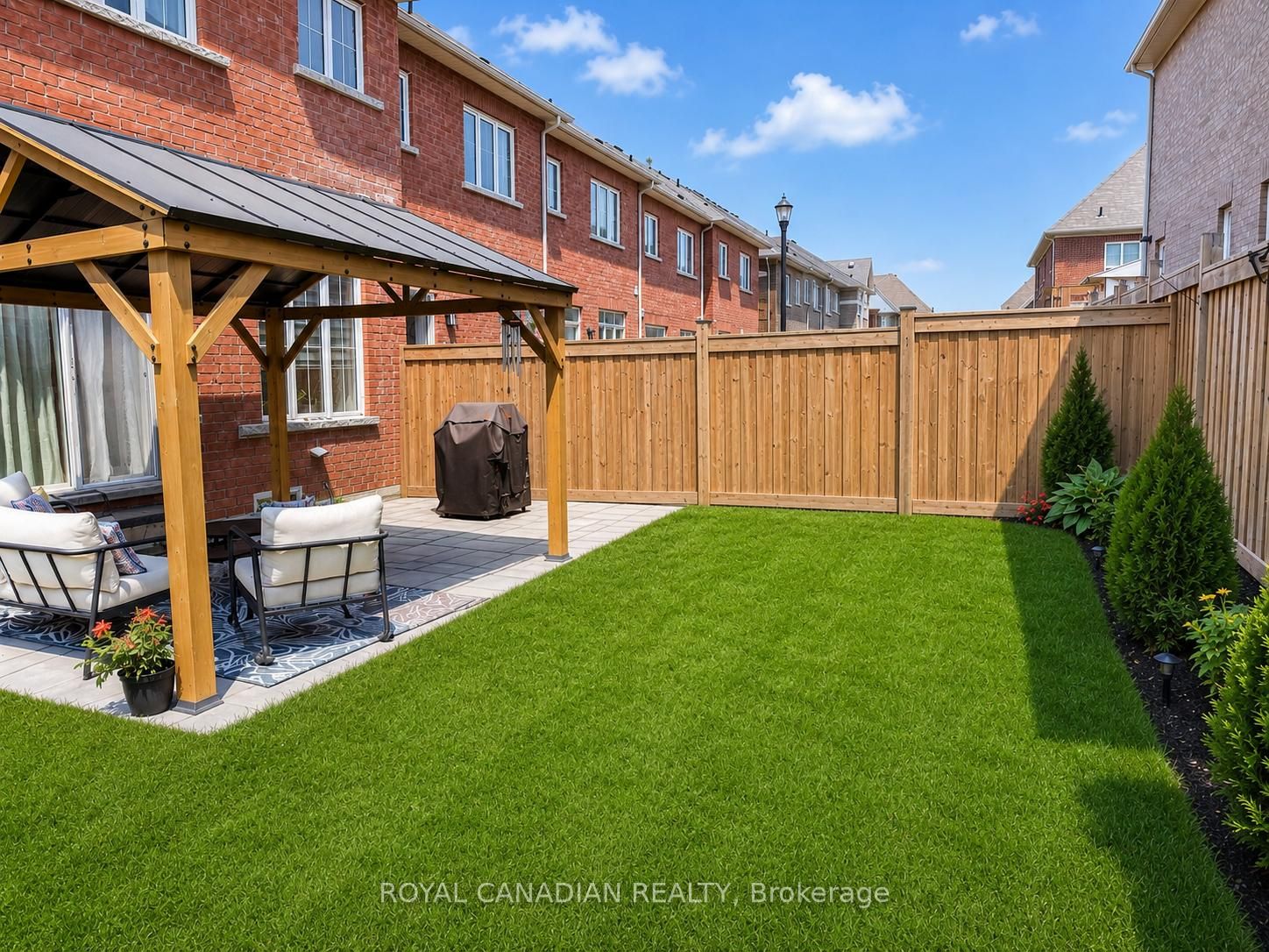 64 Lyle Drive, Clarington, ON L1C 0V8 photo 3