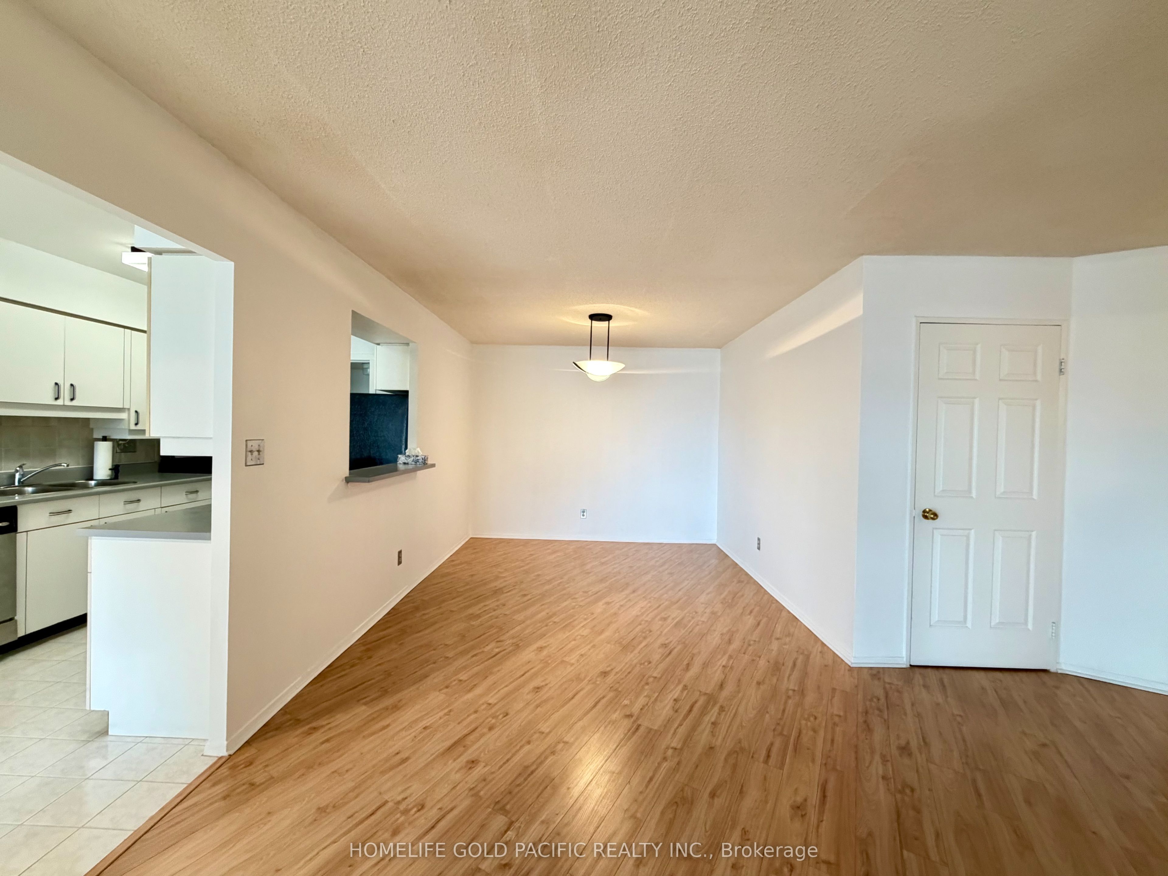 175 Bamburgh Circle 1613, Toronto, ON M1W 3X8 photo 2