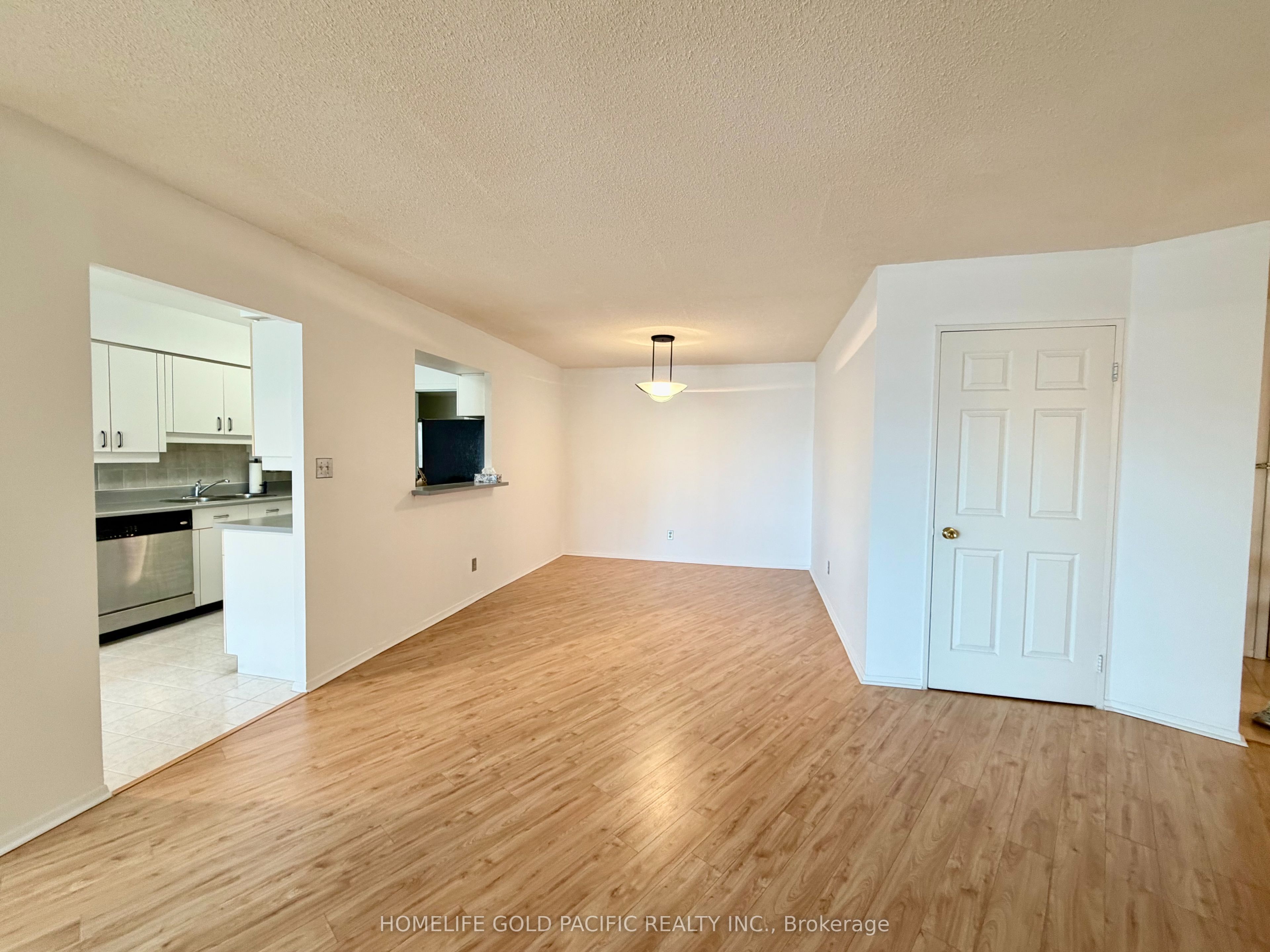175 Bamburgh Circle 1613, Toronto, ON M1W 3X8 photo 3