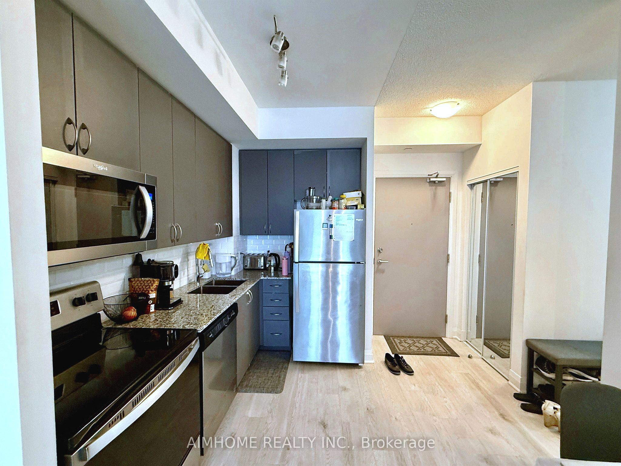 3220 Sheppard Avenue E 618, Toronto, ON M1T 0B7 photo 3