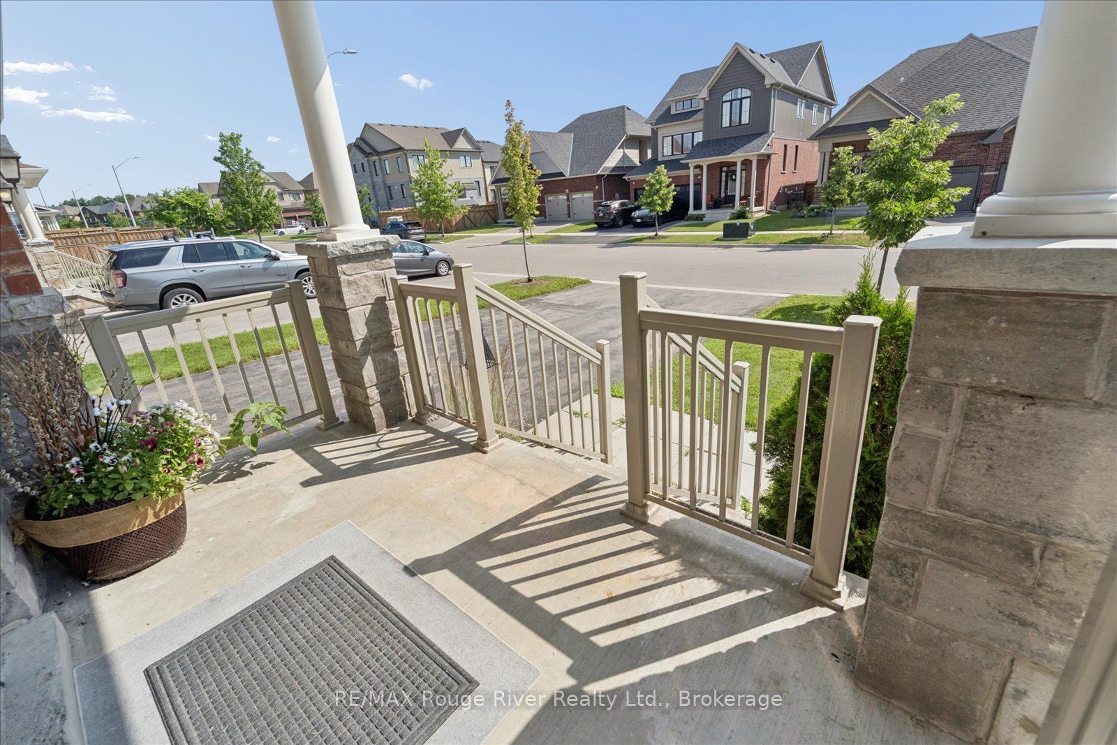 12 Bill Hutchinson Crescent, Clarington, ON L1C 7E1 photo 5