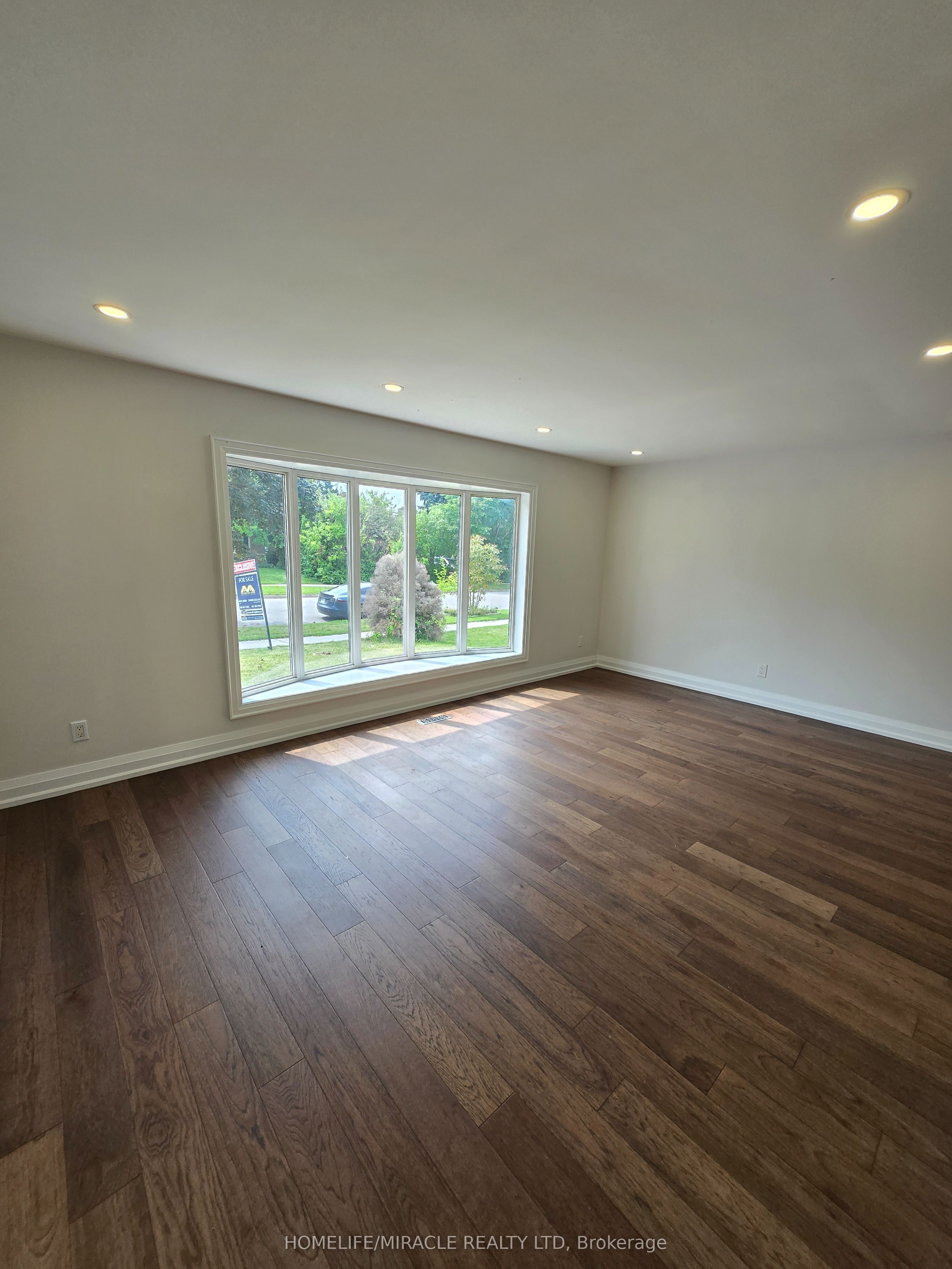 44 Staley Terrace, Toronto, ON M1W 2E7 photo 4