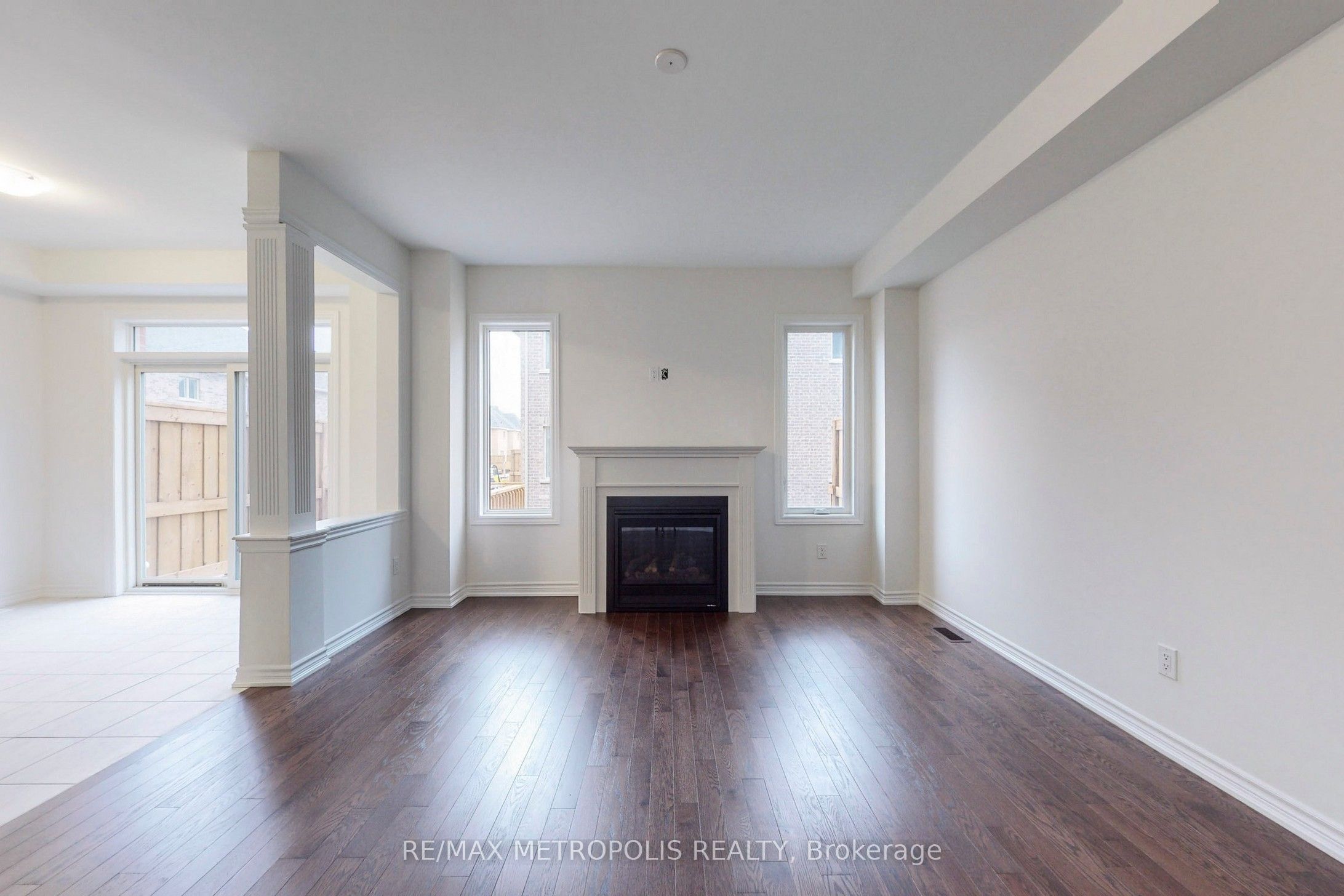 9 Caton Lane, Ajax, ON L1T 0P8 photo 3