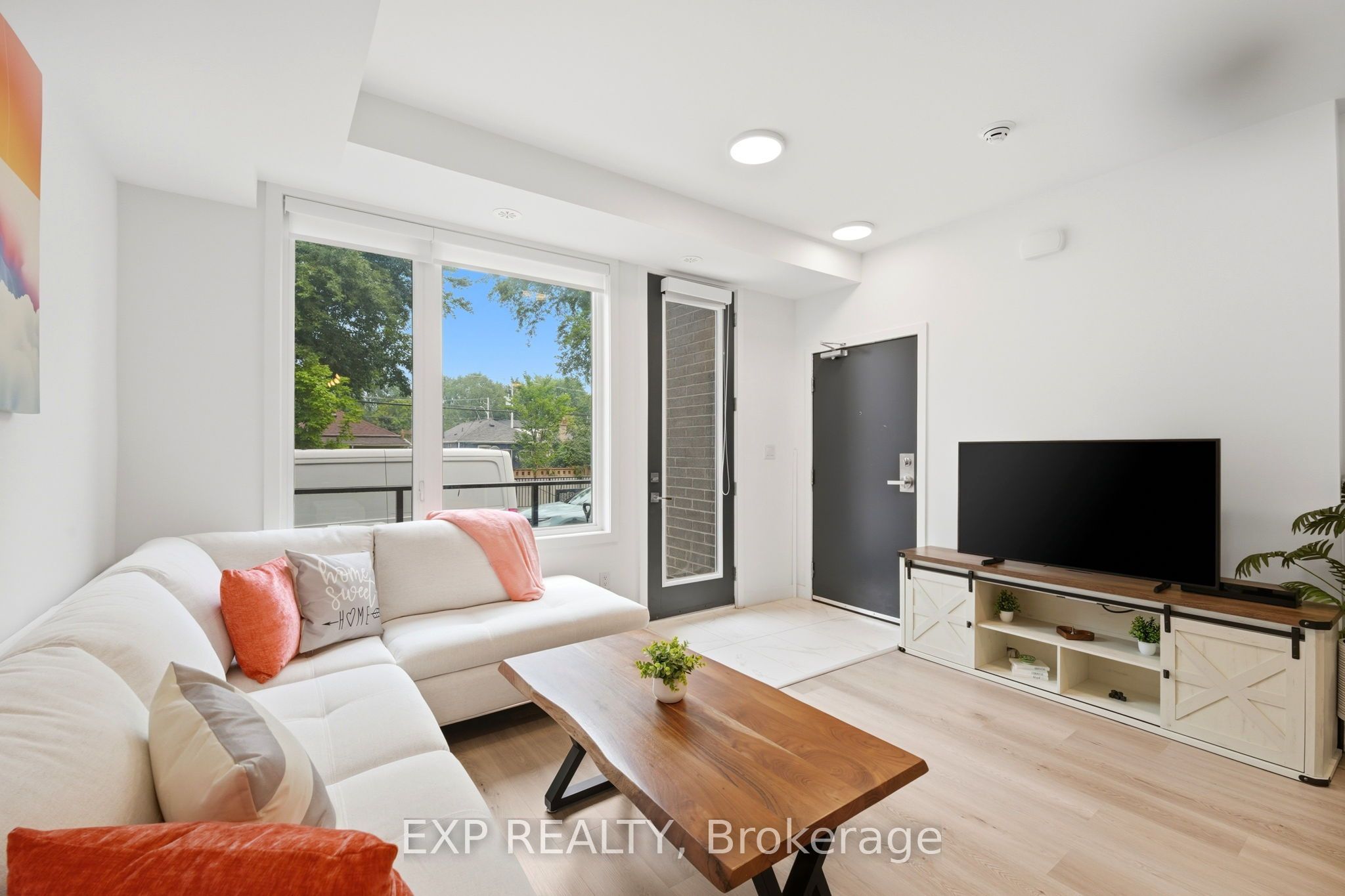 1475 O'Connor Dr Drive 14, Toronto, ON M4B 2V5 photo 4