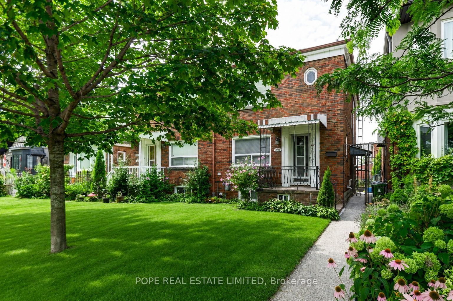 210 Donlands Avenue, Toronto, ON M4J 3R1
