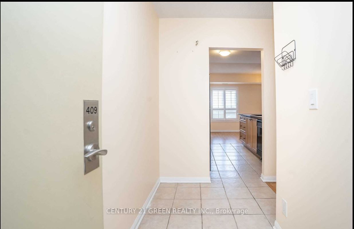 10 Mendelssohn Street 409, Toronto, ON M1L 0G7 photo 3
