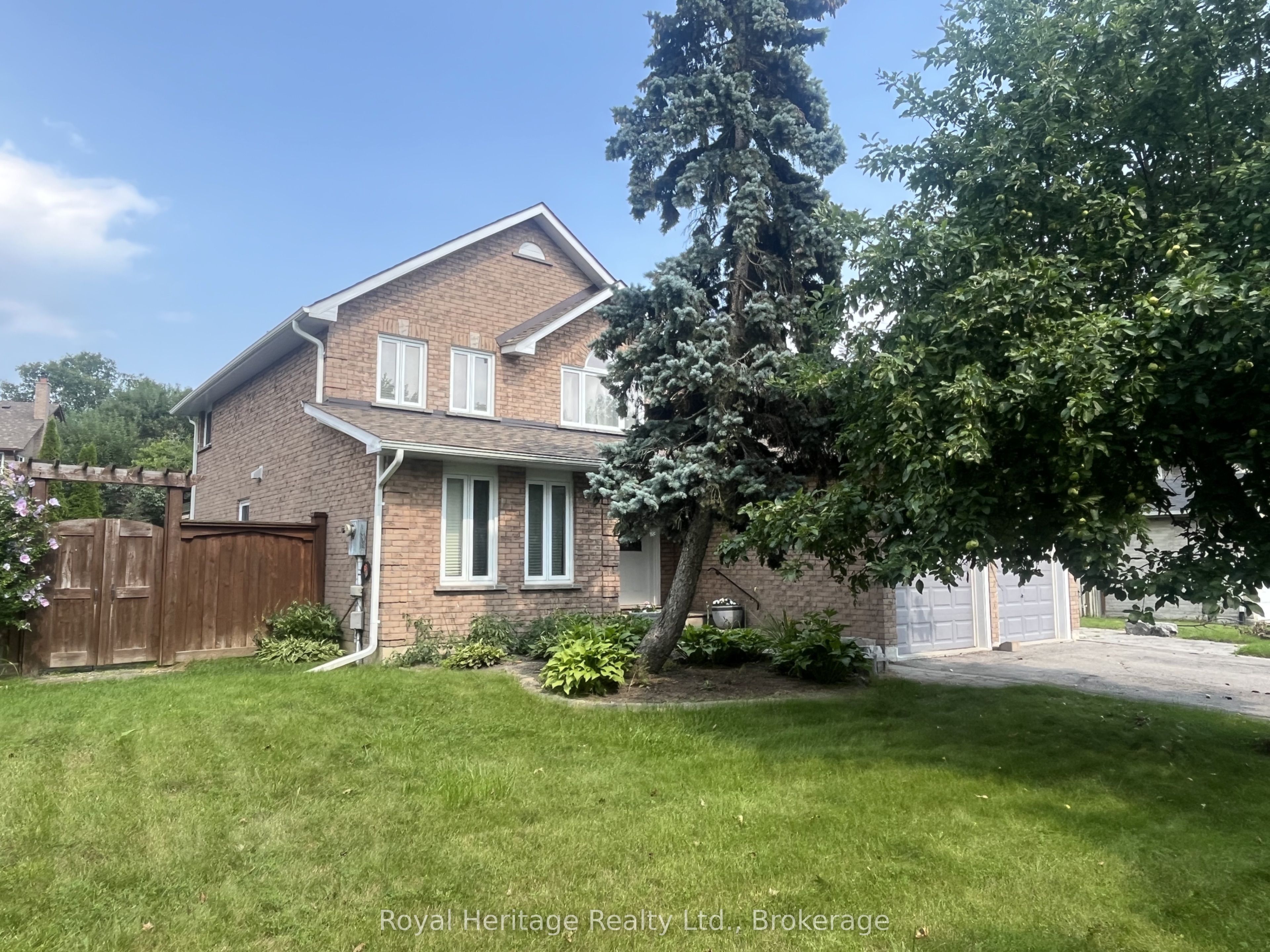 184 Lake Drive Way W, Ajax, ON L1S 4Y2 photo 2
