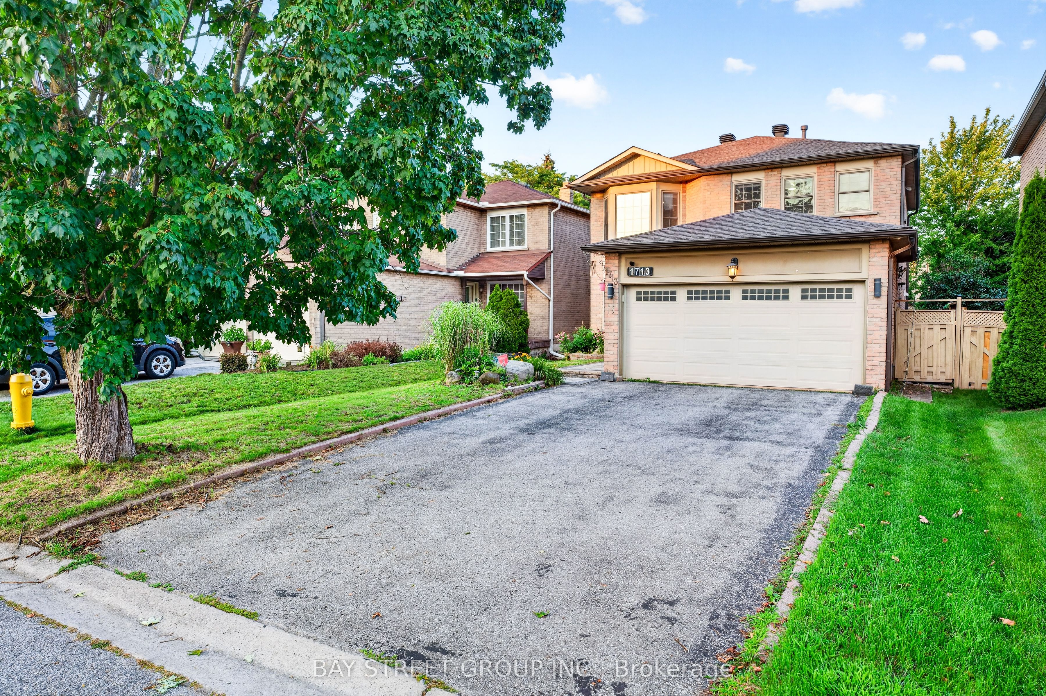 1713 Kirkwood Lane, Pickering, ON L1V 4W8 photo 4