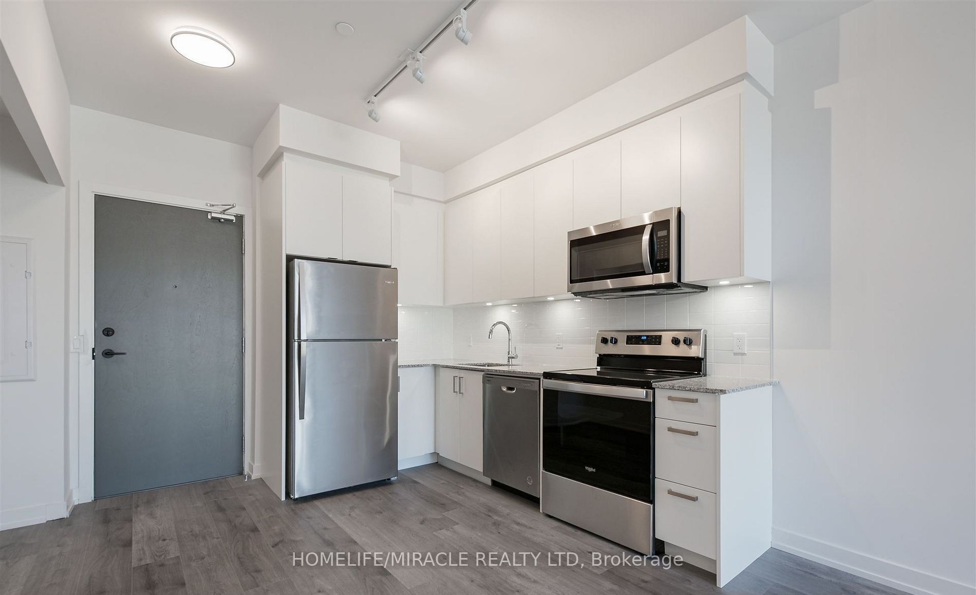 1010 Dundas Street E 220, Whitby, ON L1N 2K2 photo 4