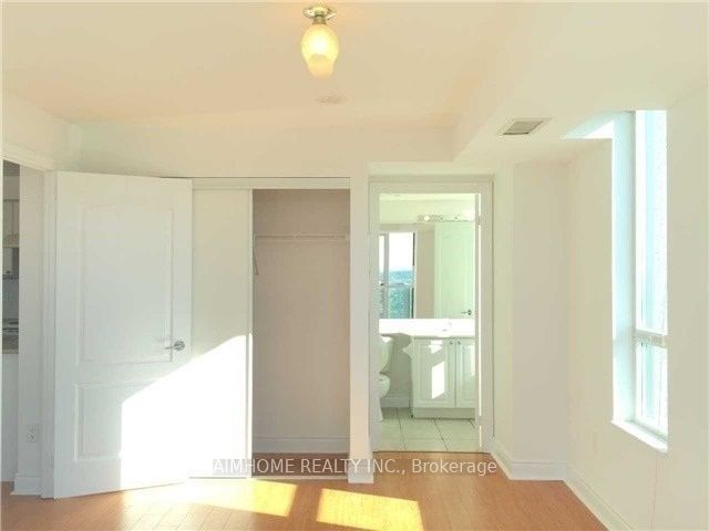 50 Brian Harrison Way 2407, Toronto, ON M1P 5J4 photo 5
