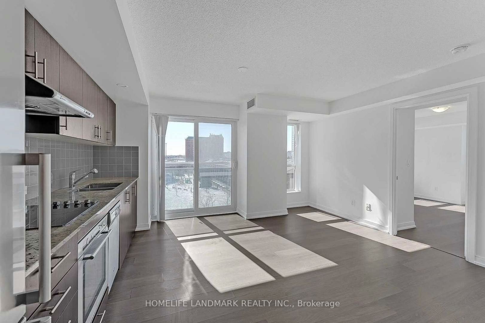 255 Village Green Square 503, Toronto, ON M1S 0L7 photo 3