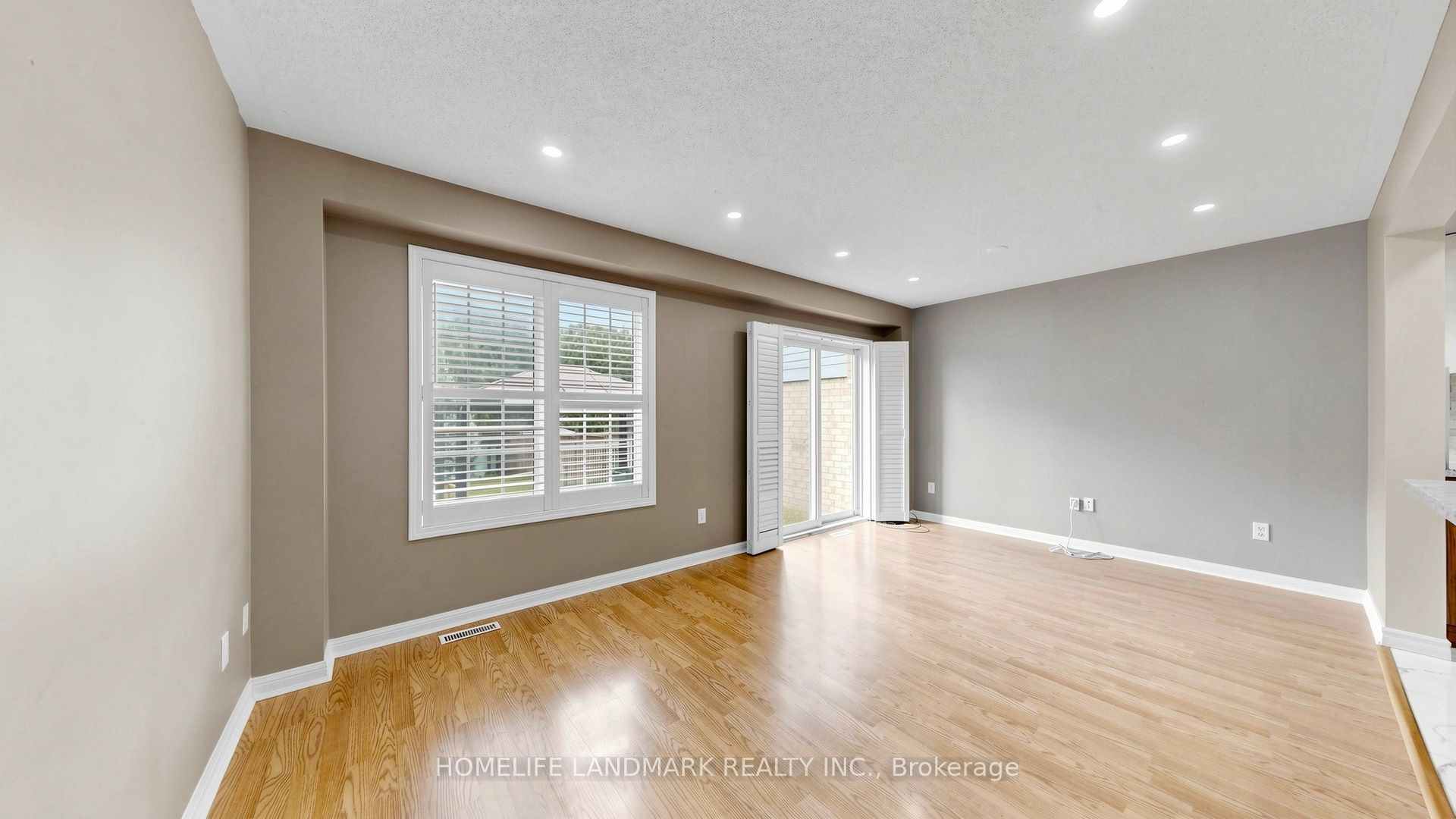 78 Bonello Crescent, Whitby, ON L1R 3N7 photo 4
