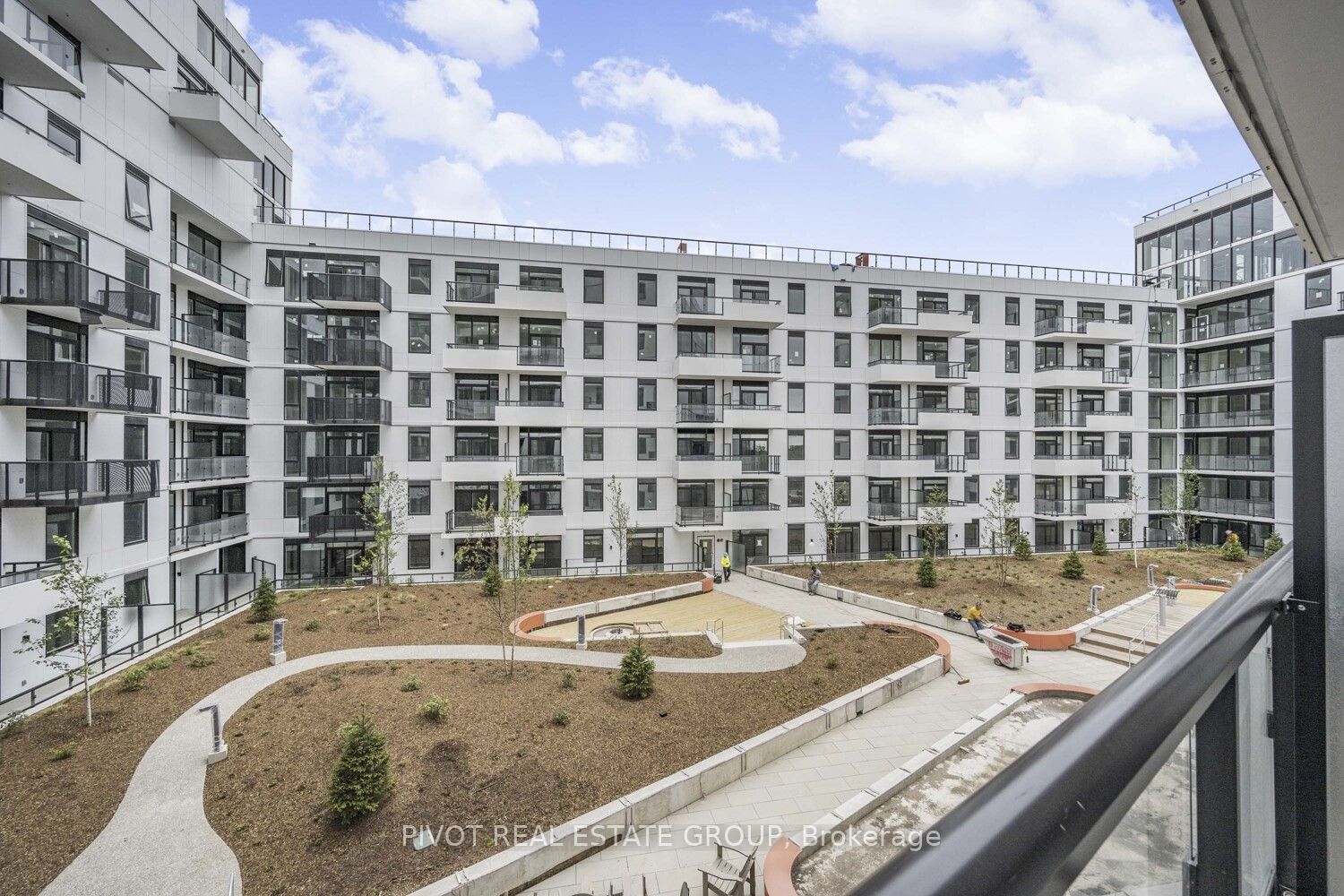 1050 Eastern Avenue 732, Toronto, ON M4L 0B7 photo 2