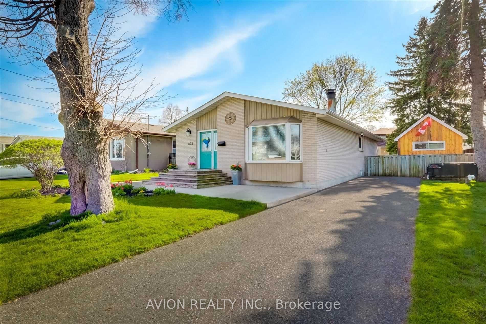 878 West Shore Boulevard Main Fl, Pickering, ON L1W 2V7 photo 2