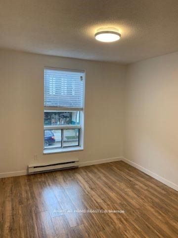751 Queen Street E 3, Toronto, ON M4M 1H3 photo 4