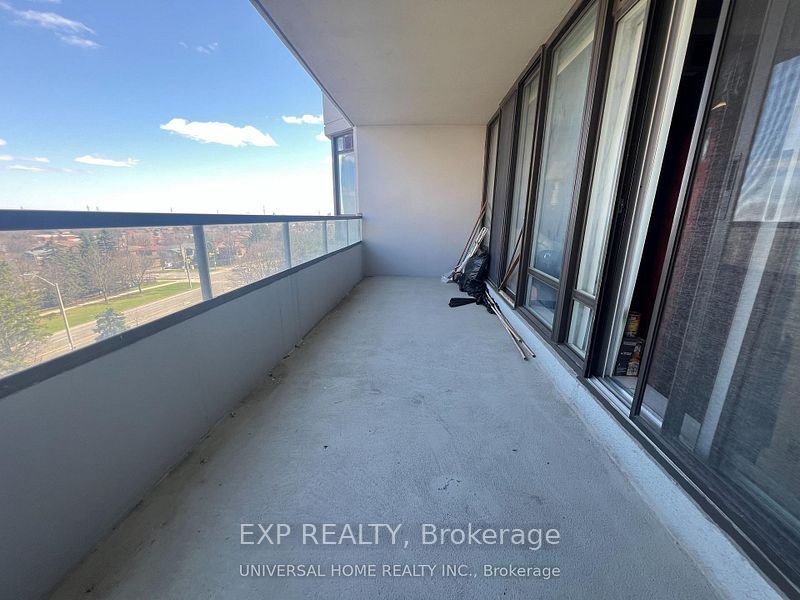 350 Alton Towers Circle 705, Toronto, ON M1V 5E3 photo 2