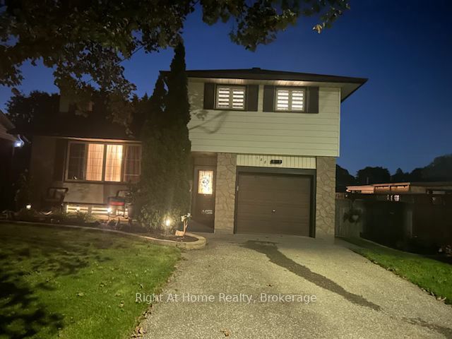 188 Hillsdale Avenue, Oshawa, ON L1G 2P7 photo 2