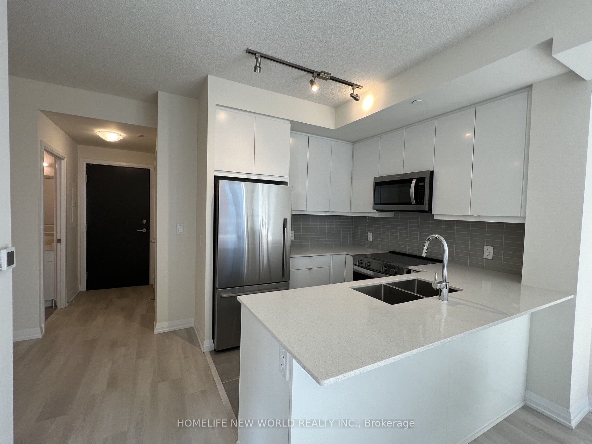 3260 Sheppard Avenue E 2705, Toronto, ON M1T 0B5 photo 5