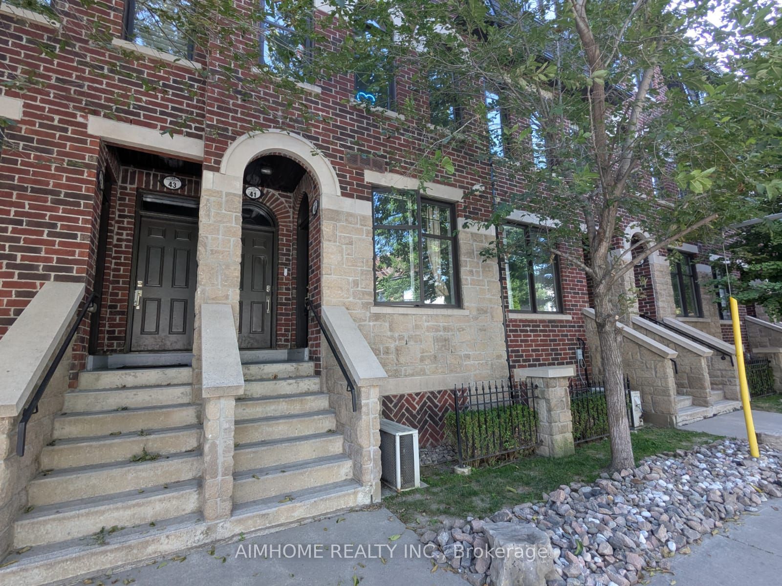 140 Broadview Avenue 40, Toronto, ON M4M 0A8
