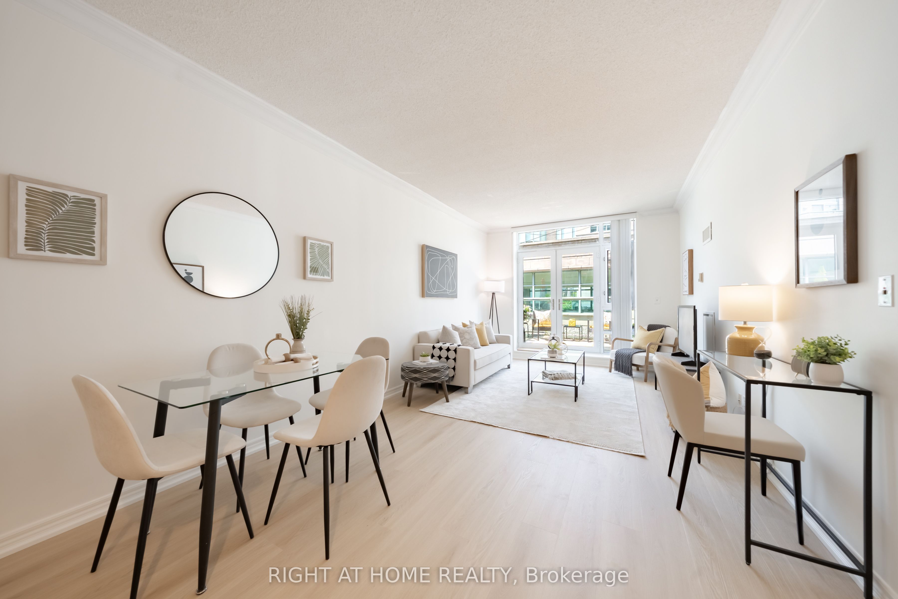 35 Boardwalk Drive 202, Toronto, ON M4L 3Y8