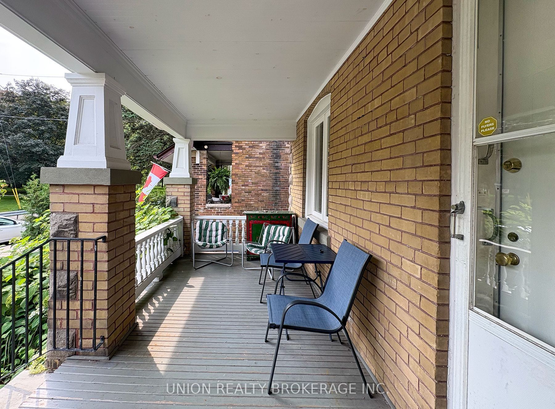 26 Waverley Road, Toronto, ON M4L 3T1 photo 2