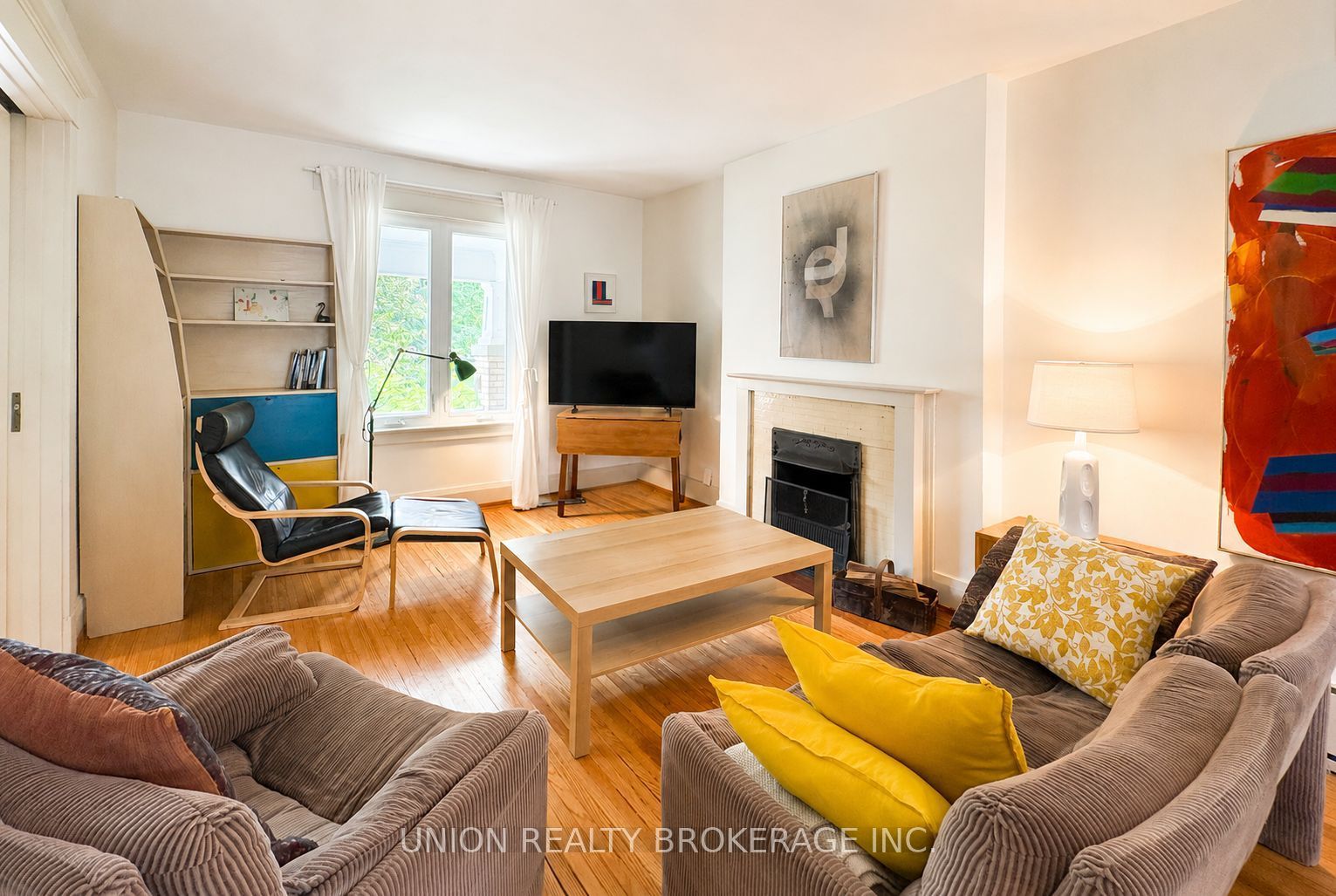 26 Waverley Road, Toronto, ON M4L 3T1 photo 4