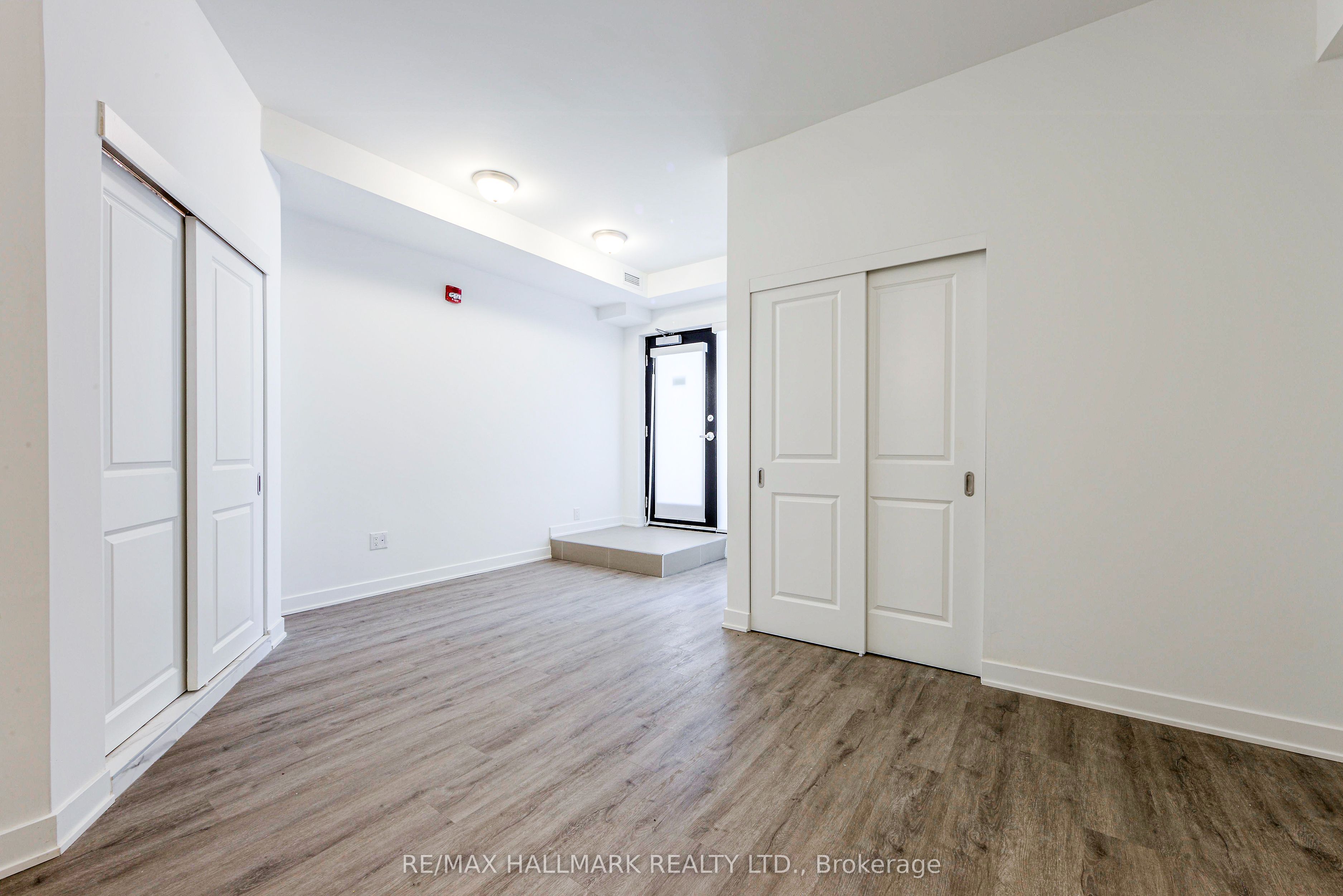 35 Danforth Road 103, Toronto, ON M1L 0J6 photo 3