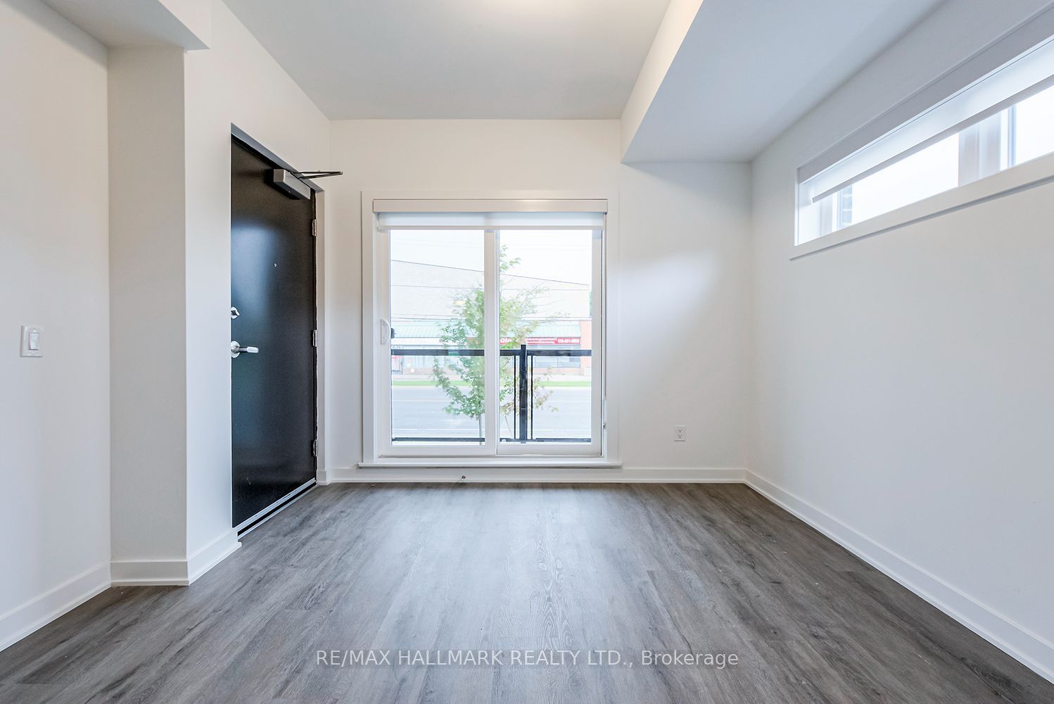 37 Danforth Road 223, Toronto, ON M1L 0J6 photo 3
