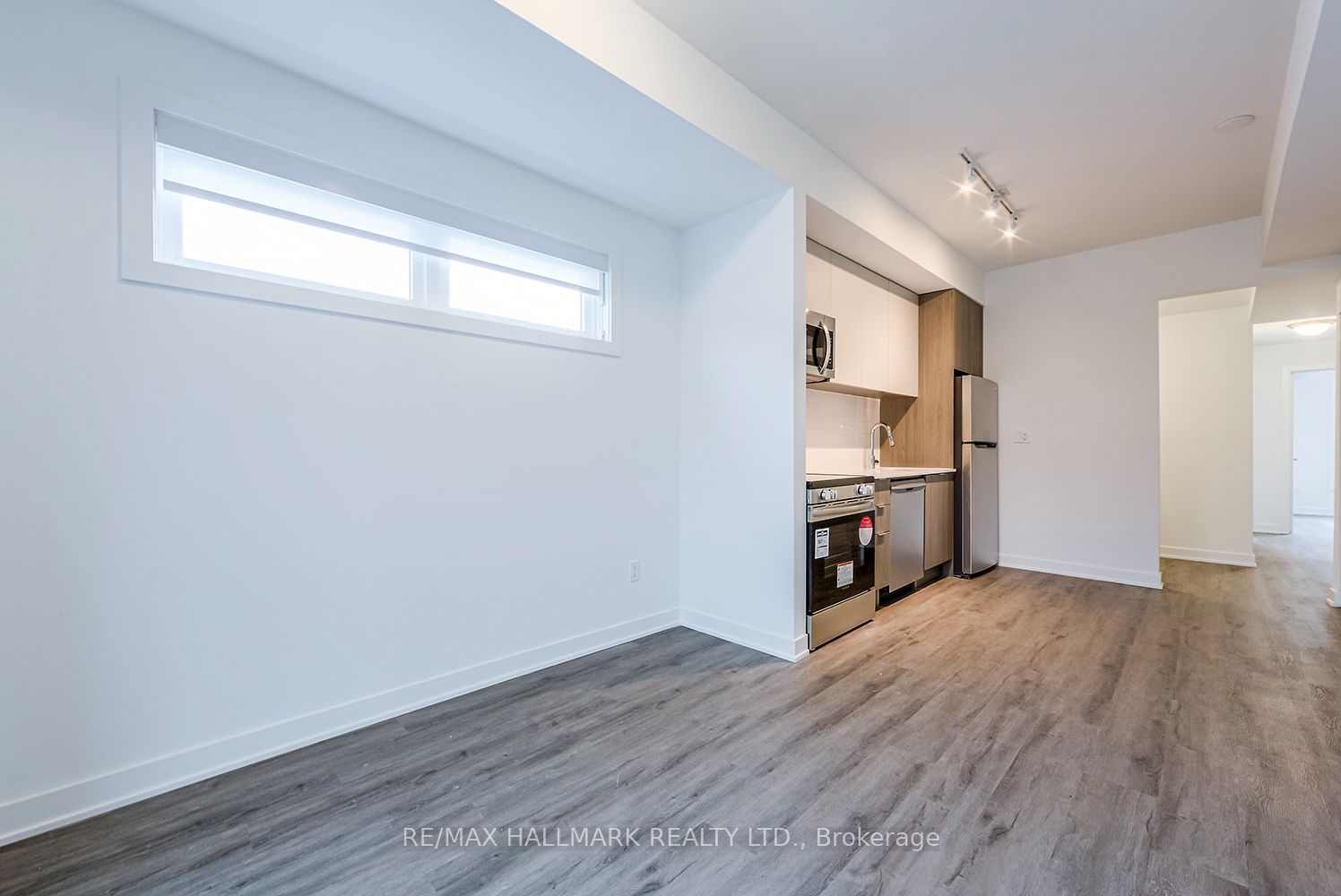 37 Danforth Road 223, Toronto, ON M1L 0J6 photo 4