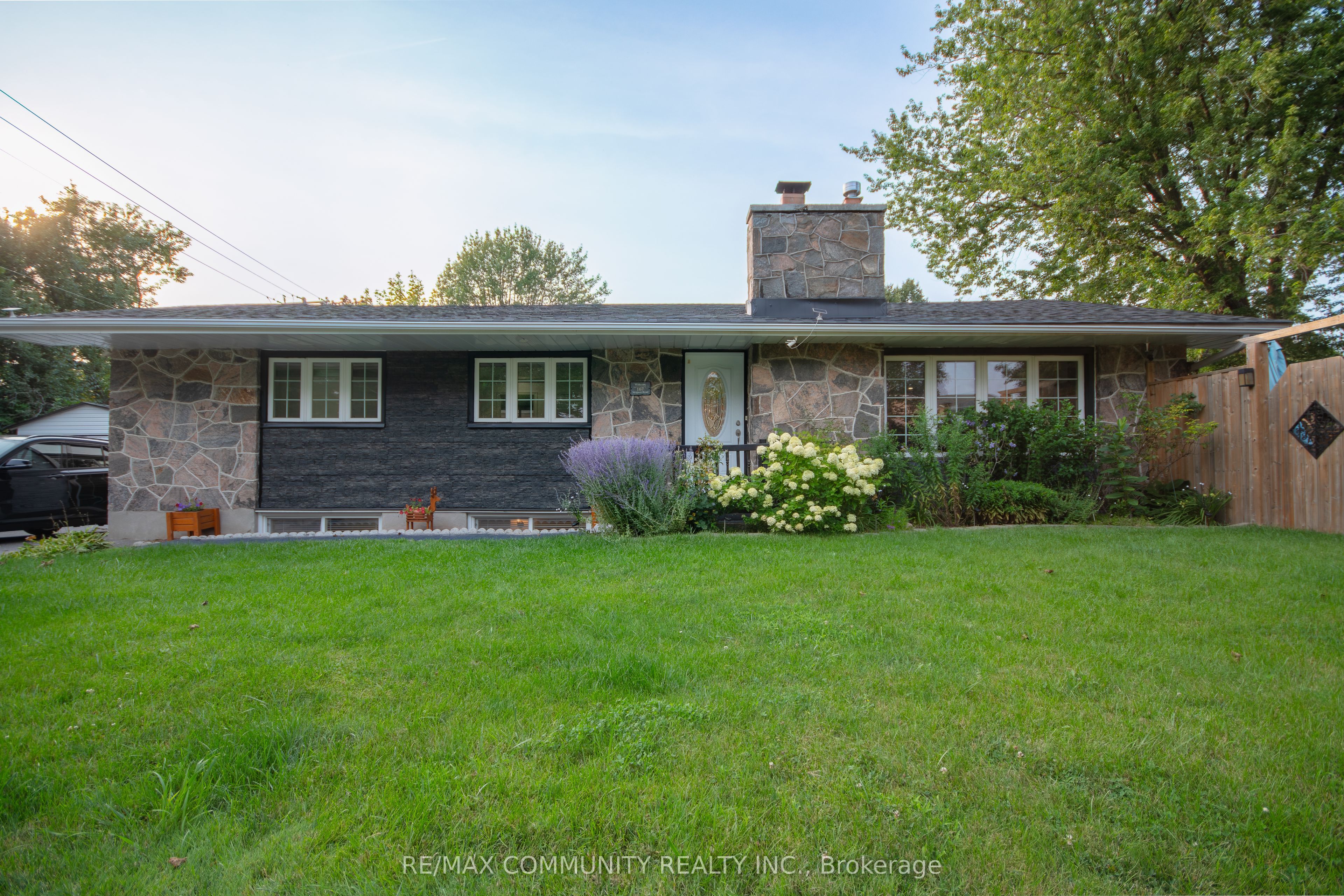 167 Simpson Road, Ajax, ON L1S 2V7